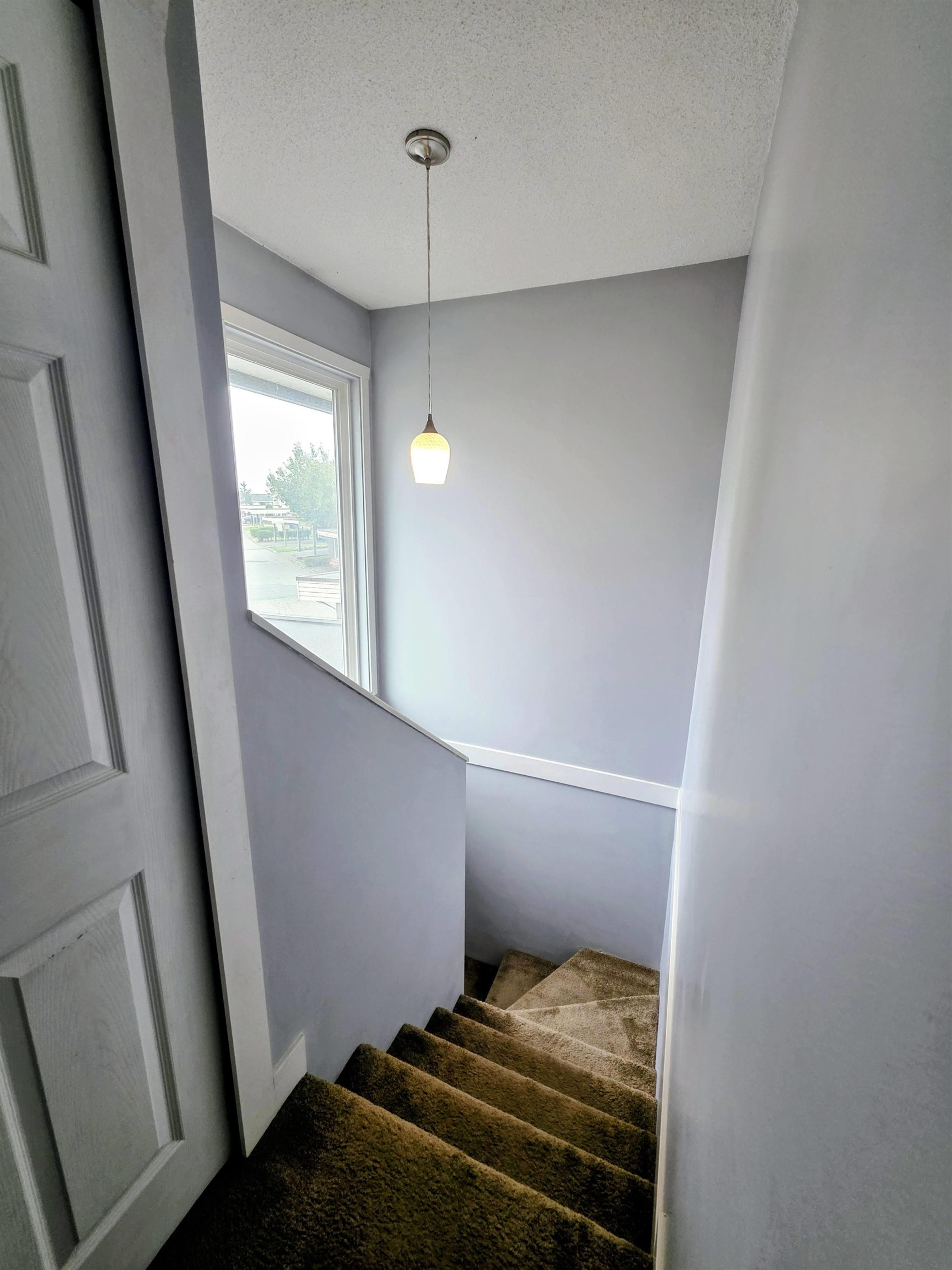 , Abbotsford - Exteriors - Full Complex View - Photo 5