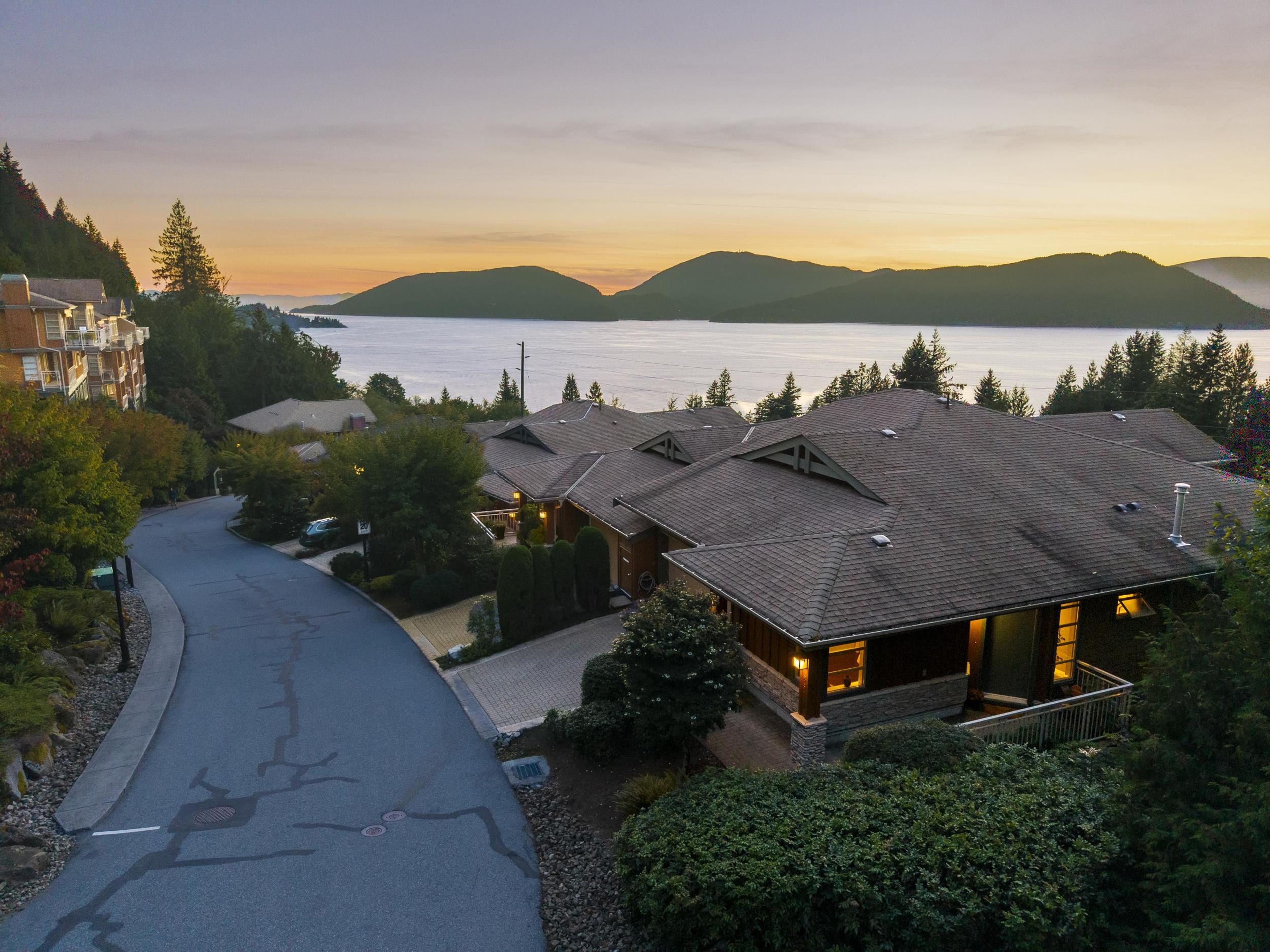 8664 Seascape Drive, West Vancouver - Exteriors - Full Complex View - Photo 4