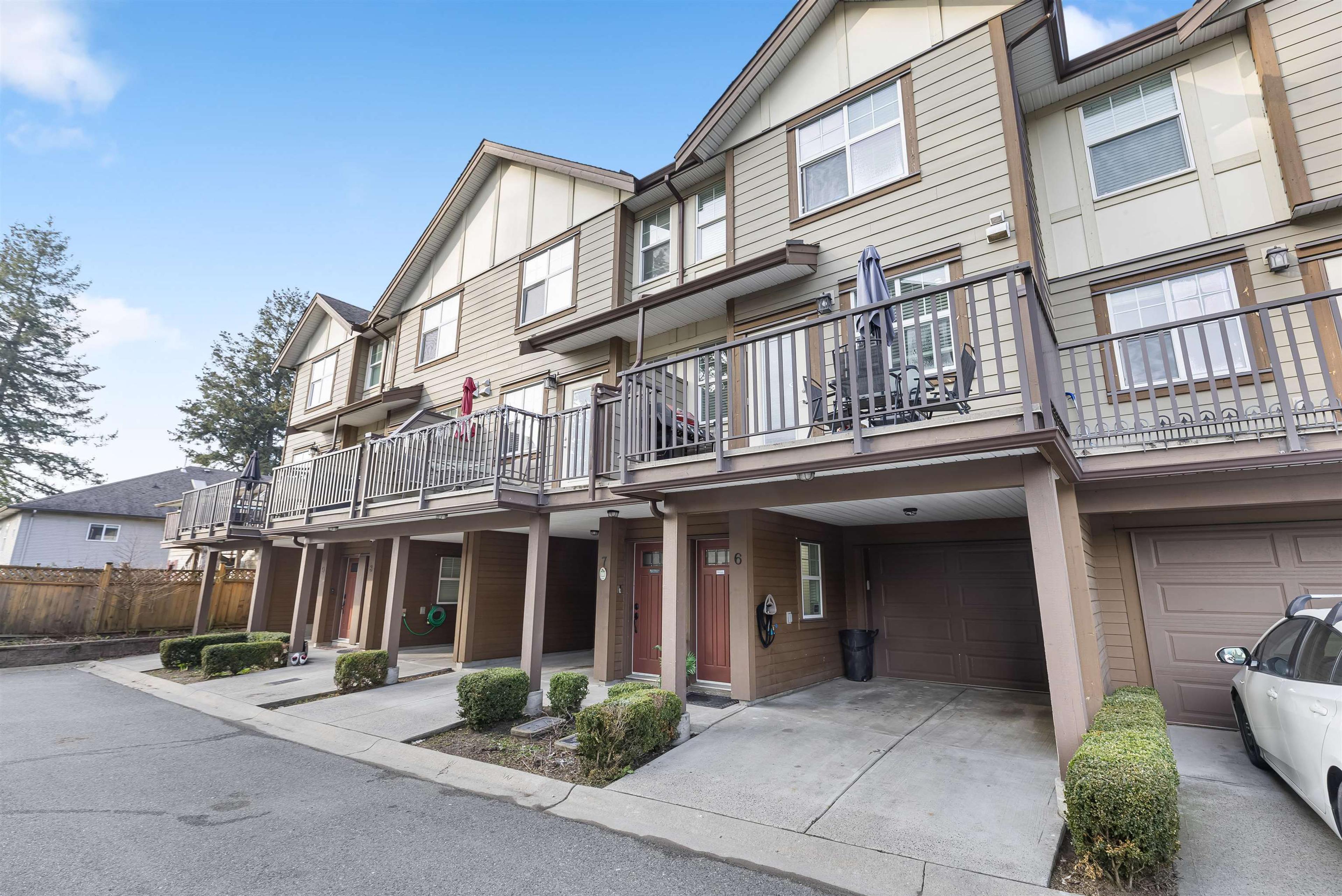 33860 Marshall Road, Abbotsford - Exteriors - Full Complex View - Photo 2