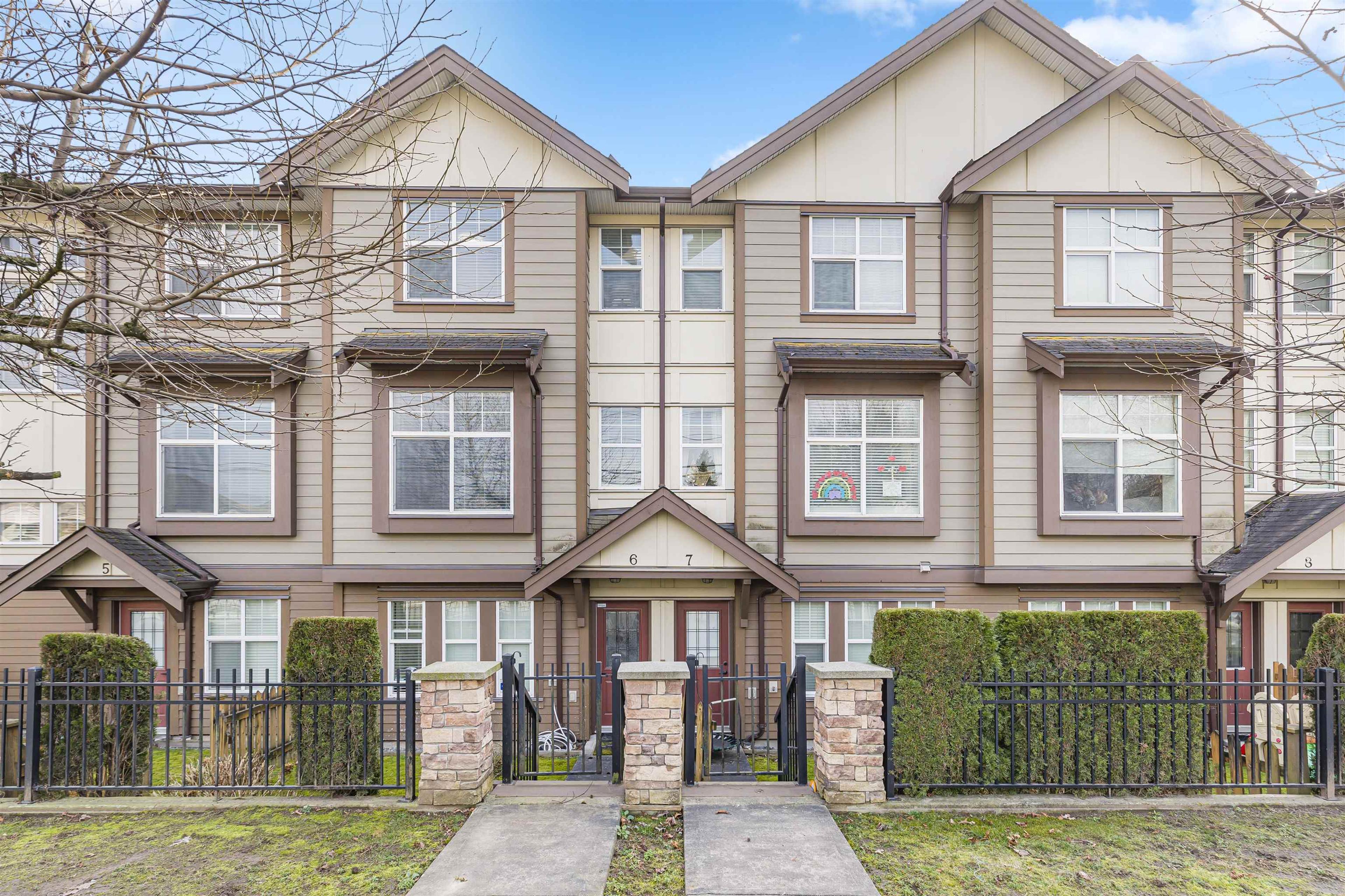 33860 Marshall Road, Abbotsford - Exteriors - Full Complex View - Photo 3