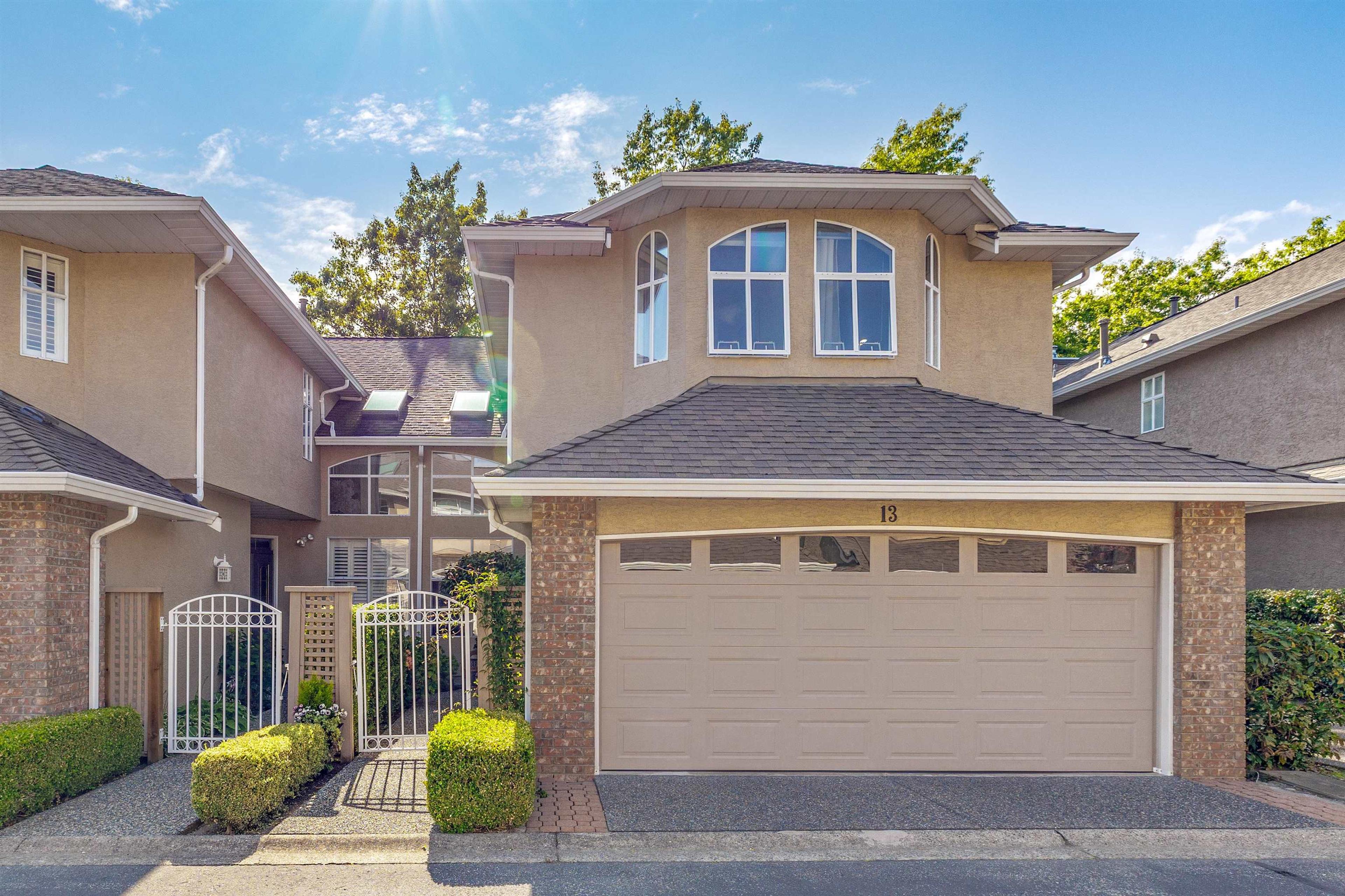6211 W Boundary Drive, Surrey - Exteriors - Photo 4