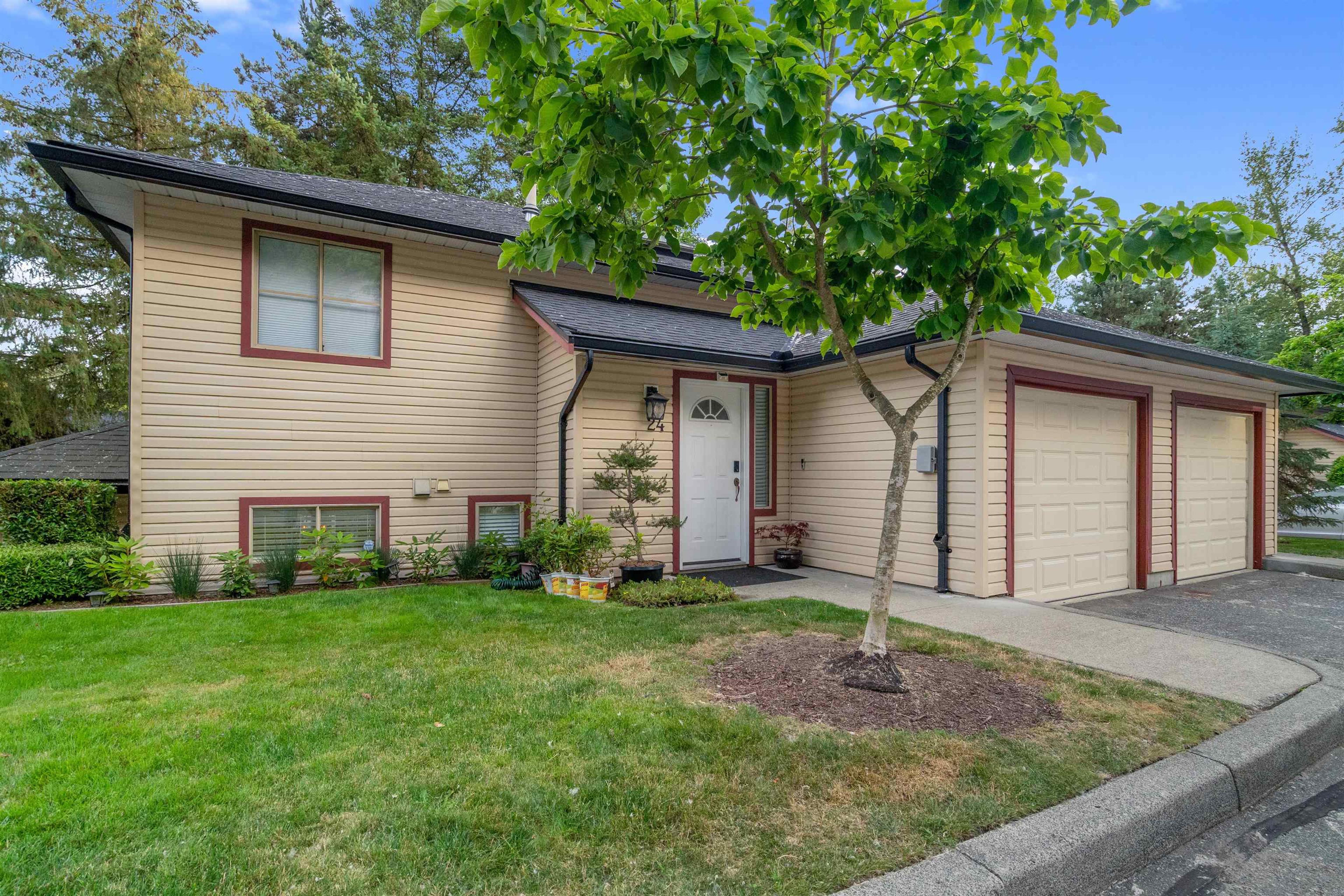 21960 River Road, Maple Ridge - Exteriors - Photo 1