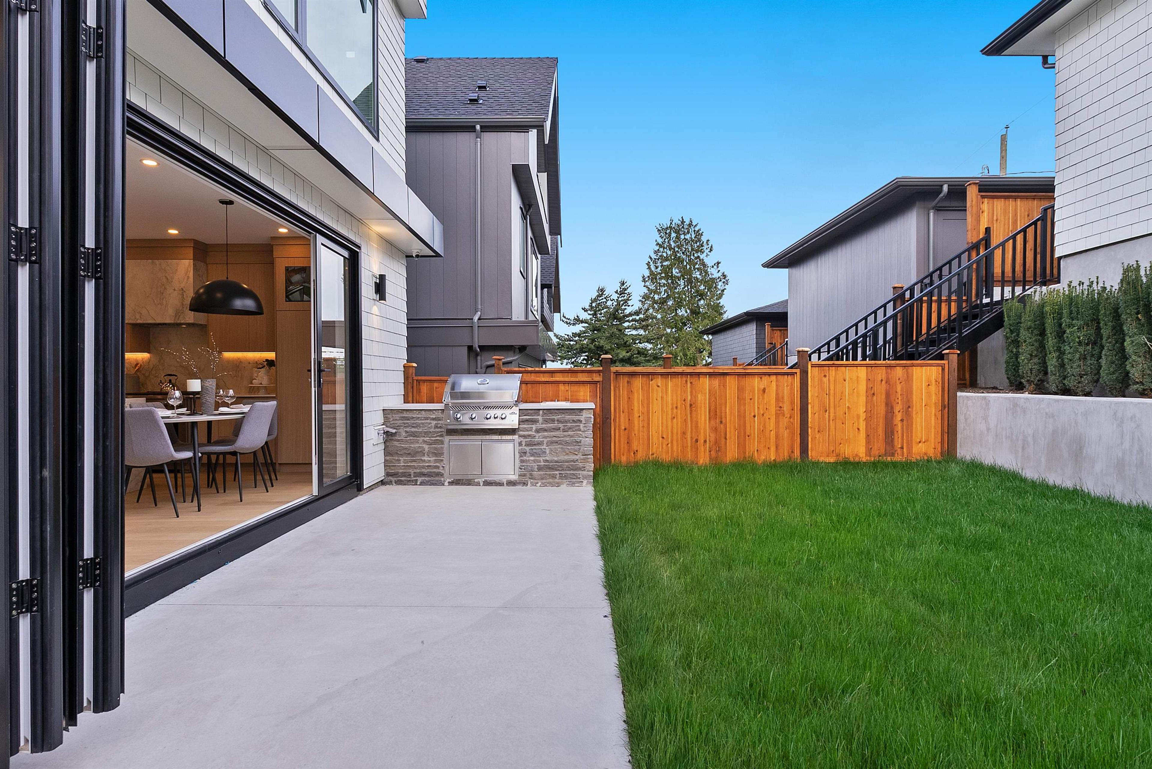 3536 W 14th Avenue, Vancouver - Outdoor Amenities - Garden / Yard/ Backyard/ Porch/ Deck, Barbecue - Photo 3