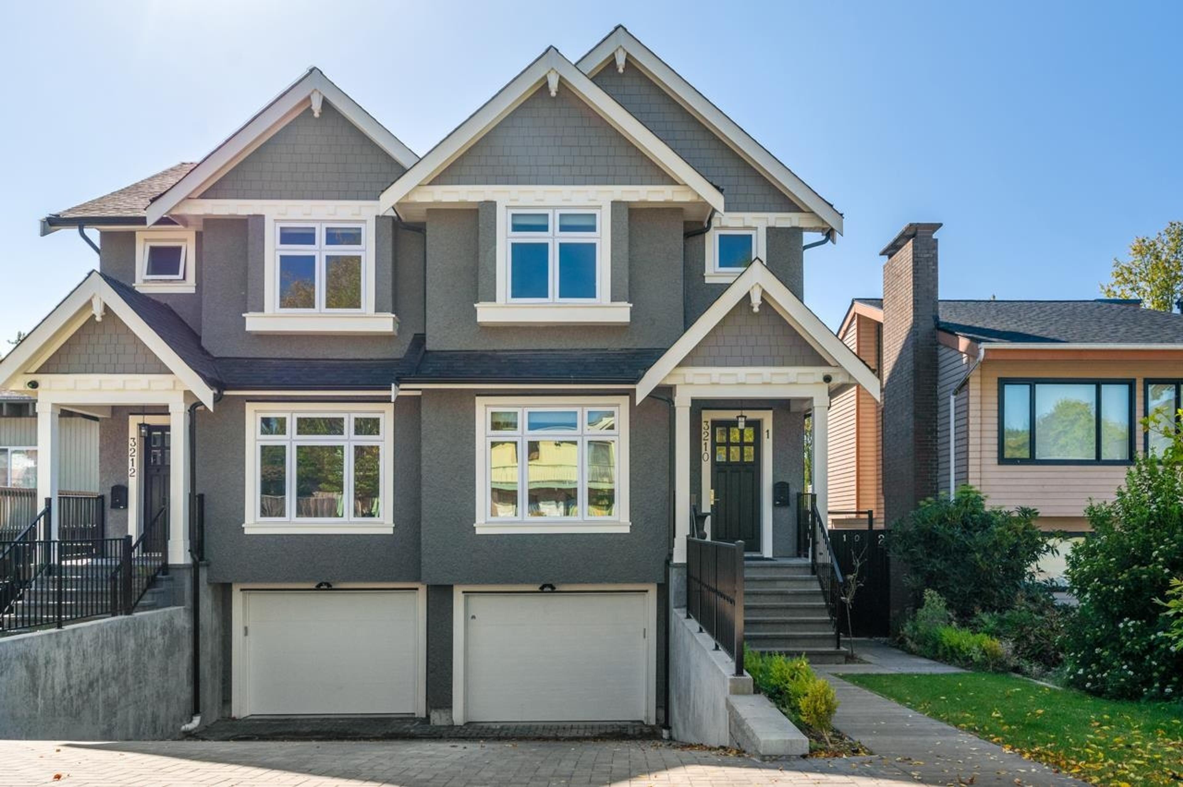 3210 E 62 Avenue, Vancouver - Exteriors - Photo 1