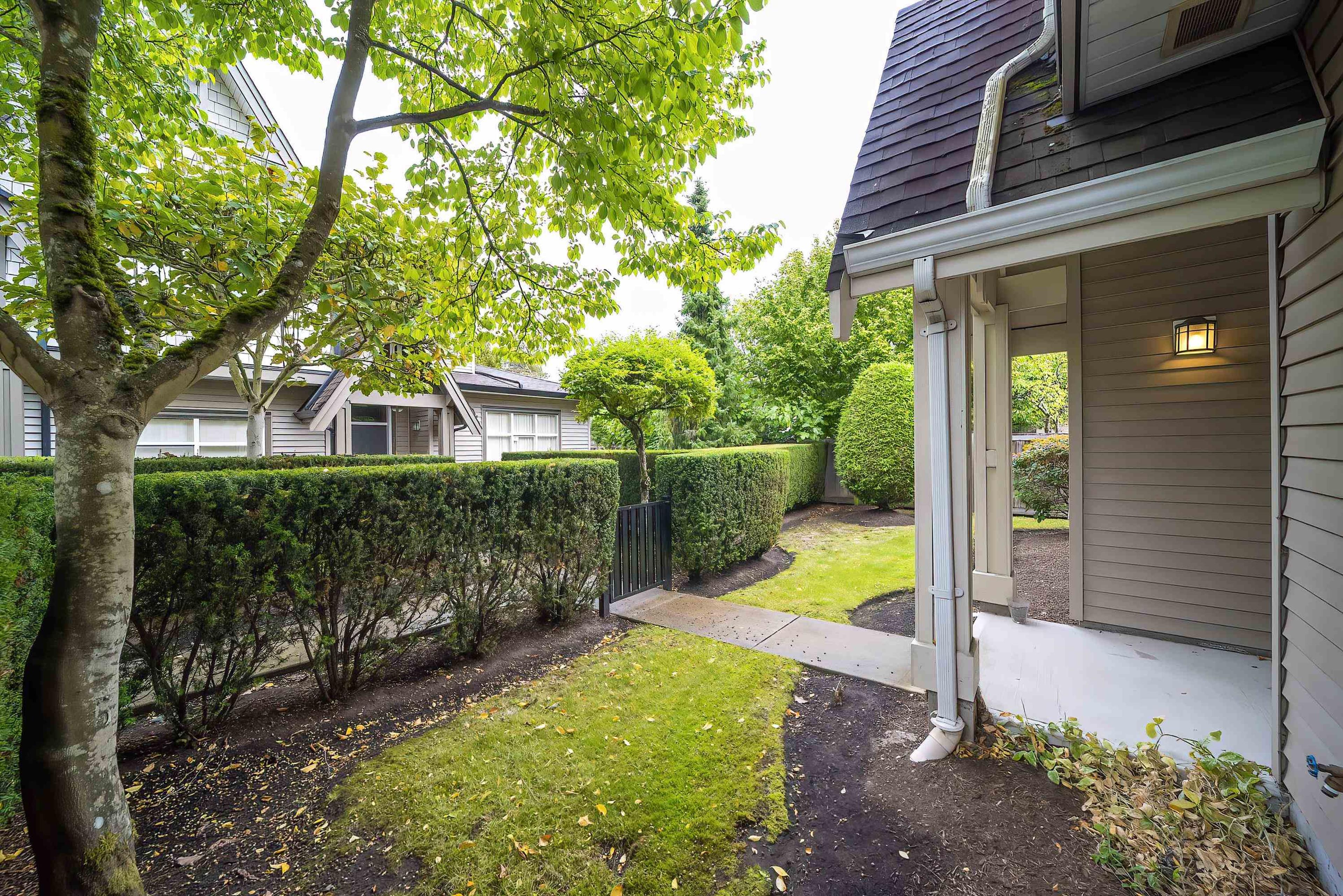 7288 Heather Street, Richmond - Exteriors - Photo 10