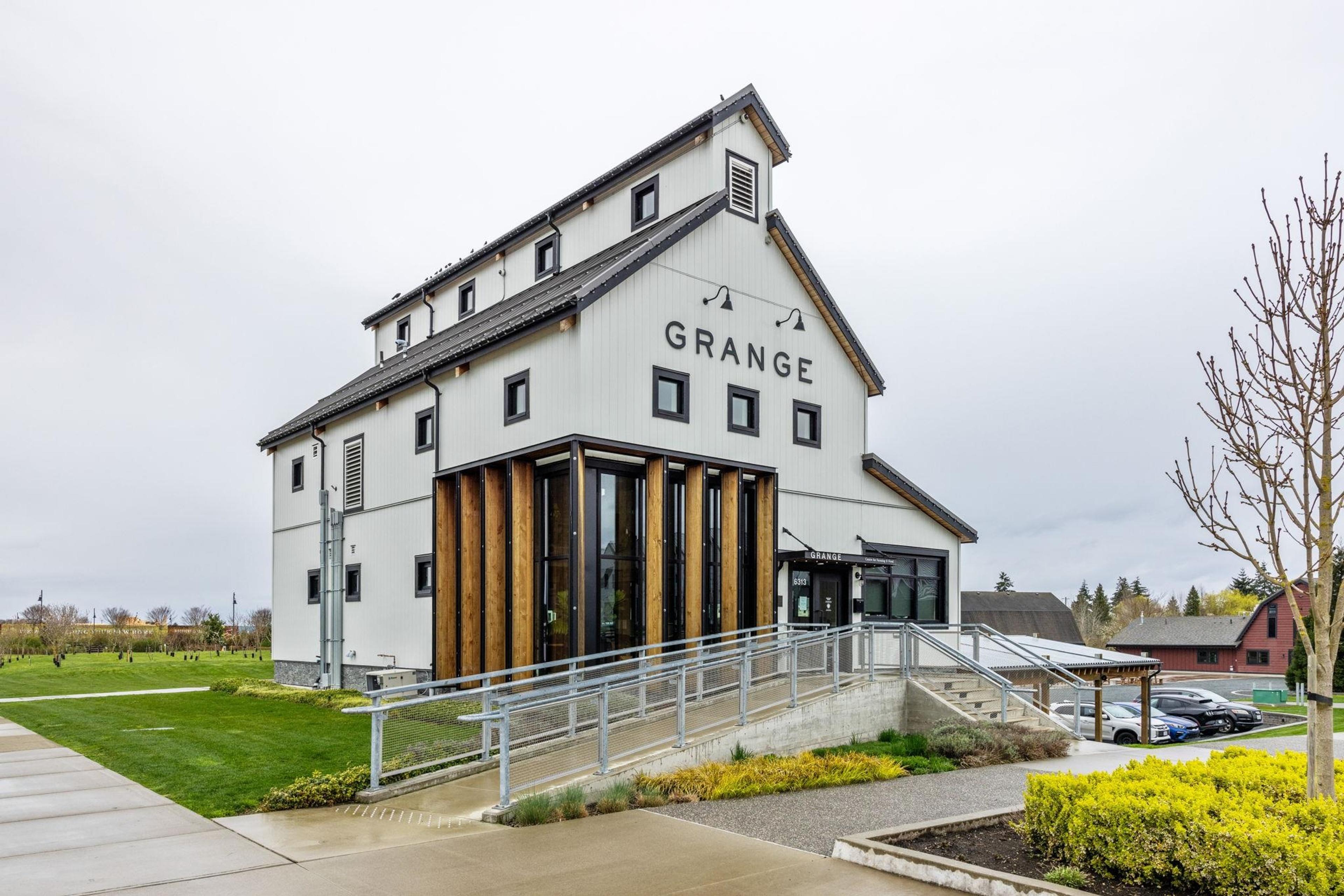 6427 Hammermill Avenue, Delta - Exteriors - Photo 5