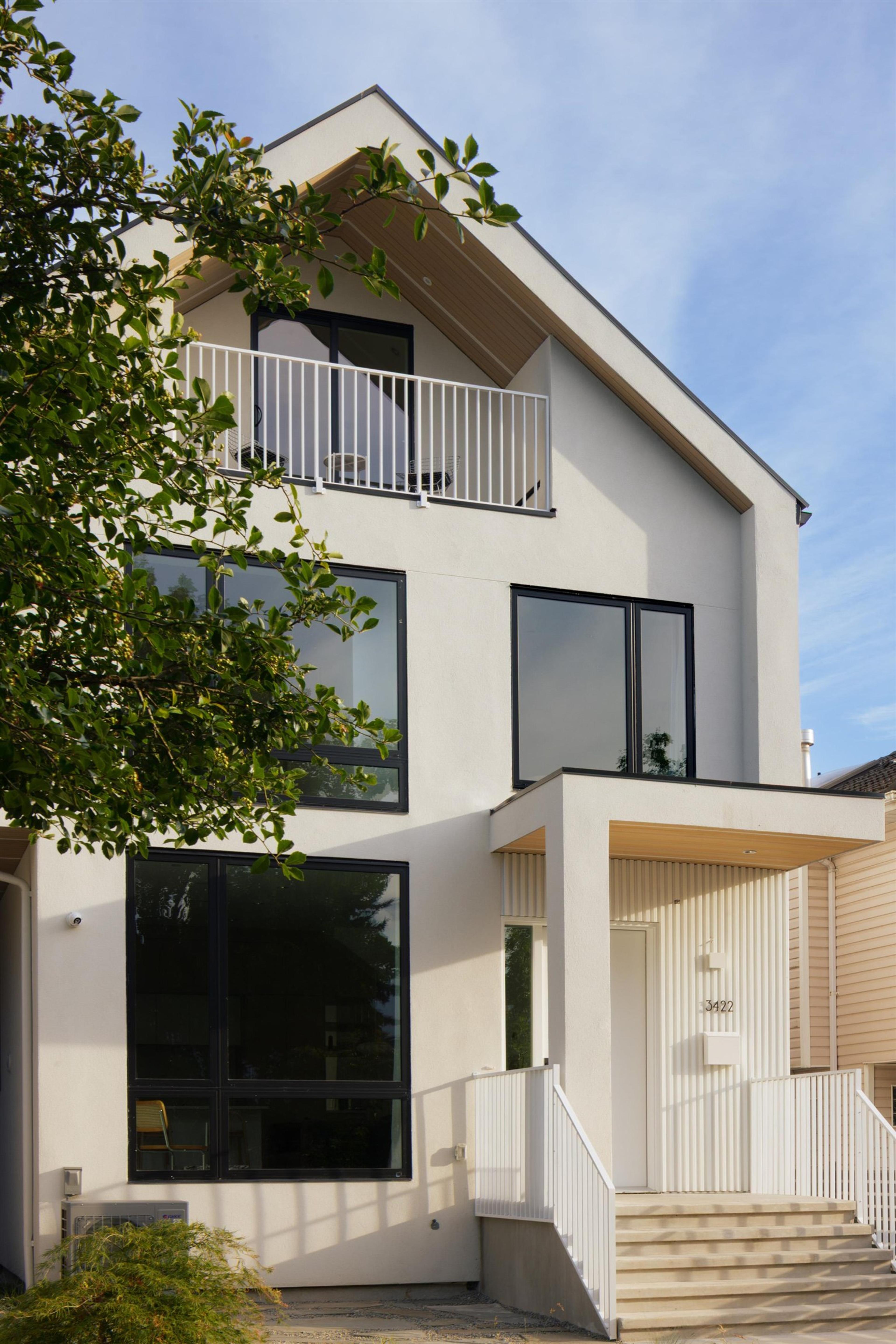 3422 Pandora Street, Vancouver - Exteriors - Photo 2