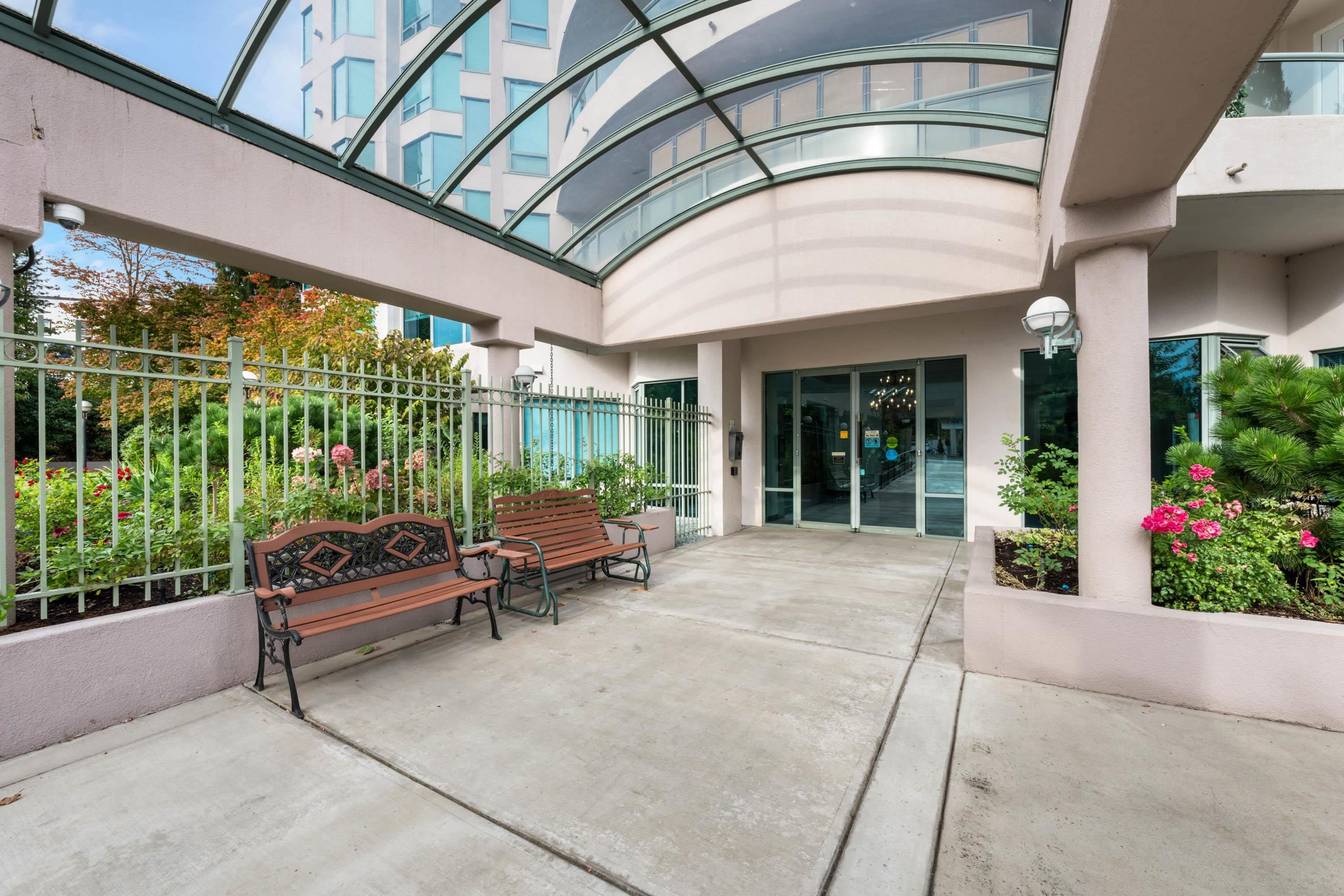 33065 Mill Lake Road, Abbotsford - Exteriors - Photo 1