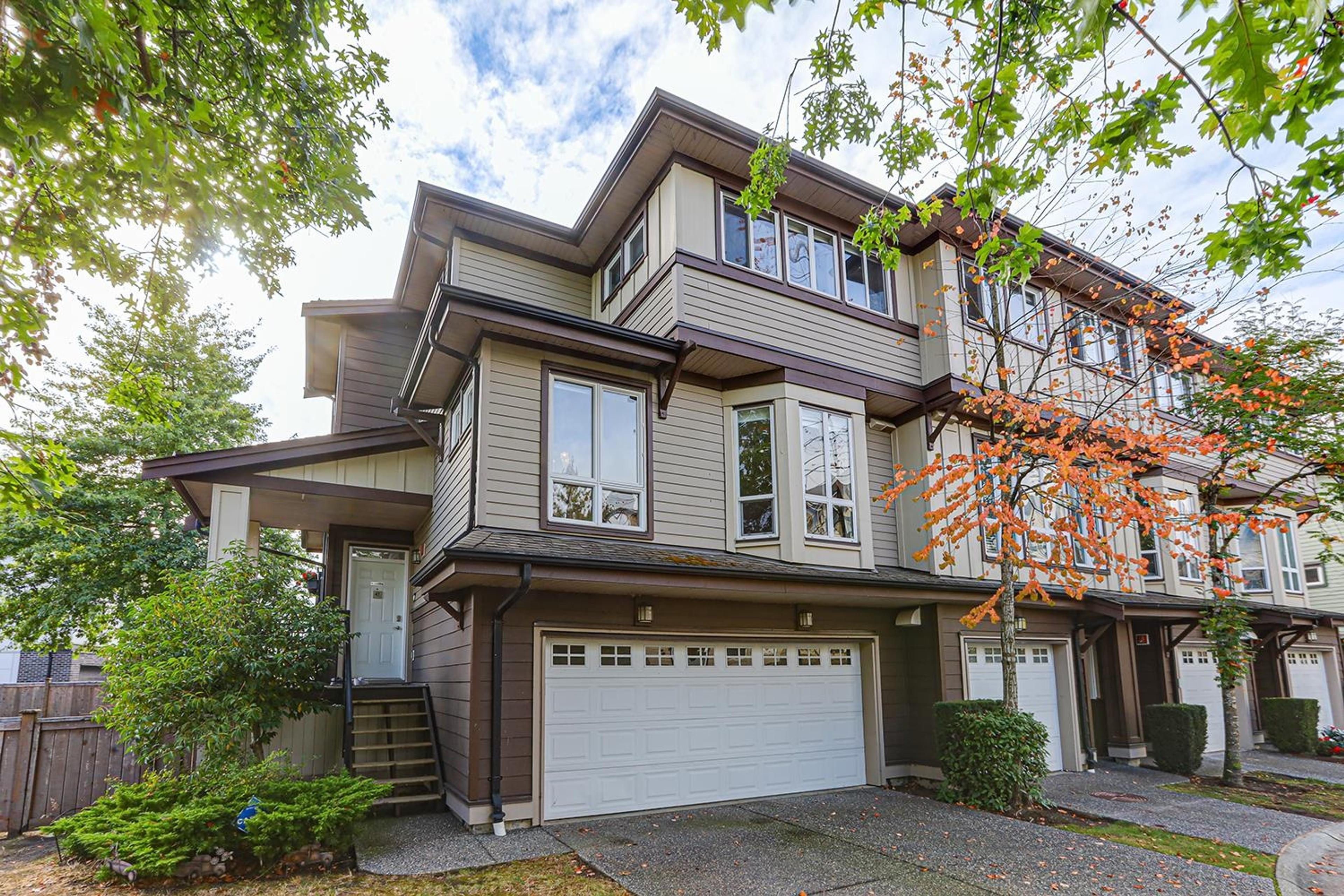 160 Pembina Street, New Westminster - Exteriors - Full Complex View - Photo 1