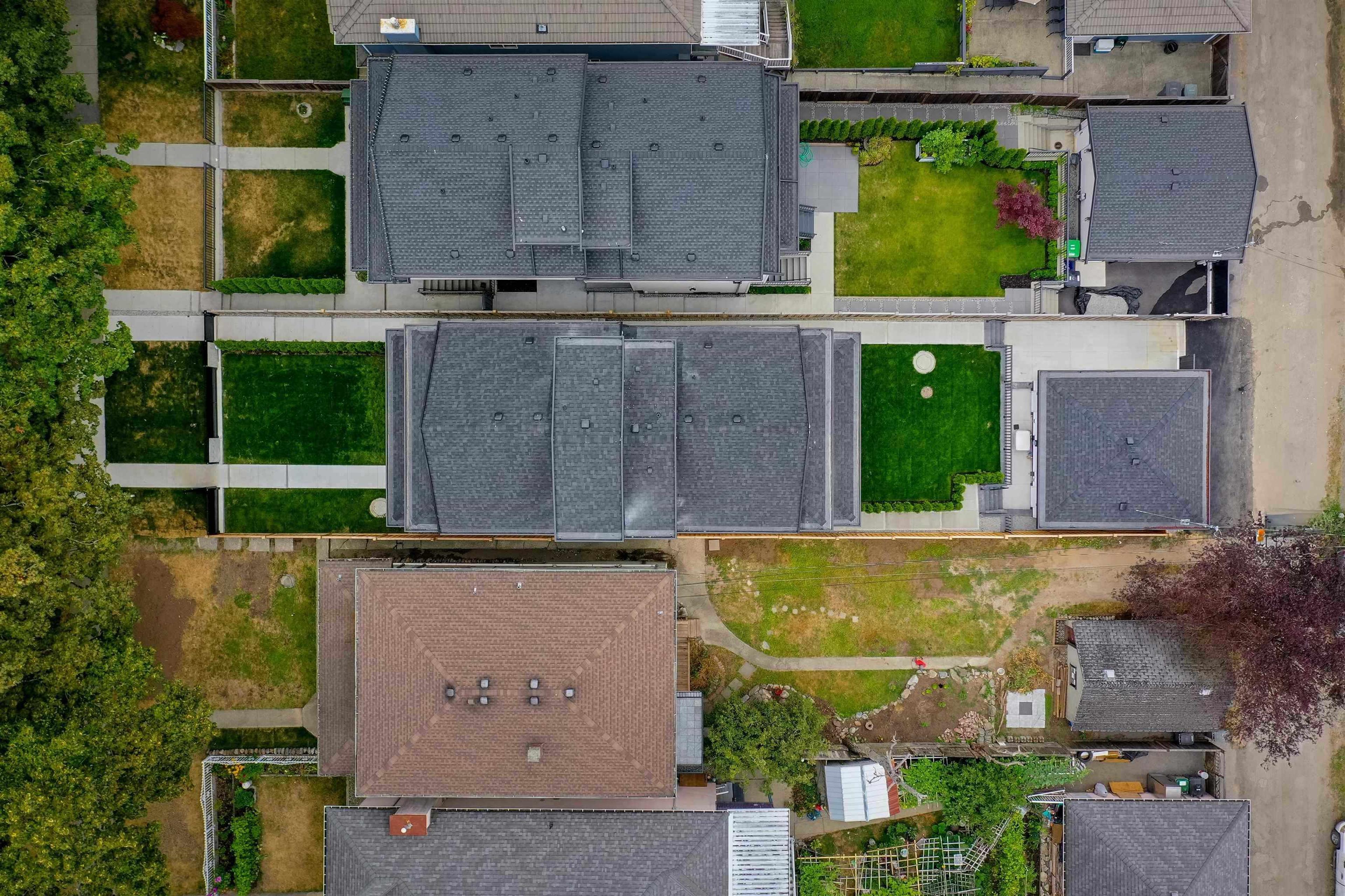 3576 E Pender Street, Vancouver - Exteriors - Full Complex View, Drone/Aerial View - Photo 3