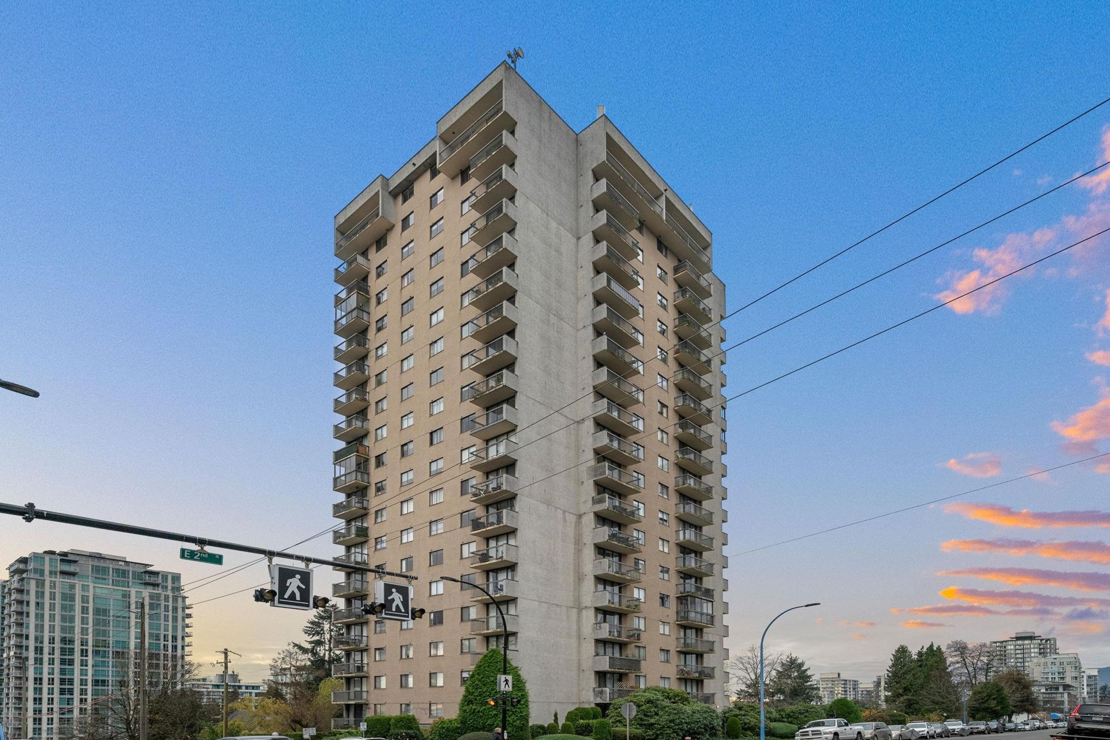 145 St. Georges Avenue, North Vancouver - Exteriors - Photo 2