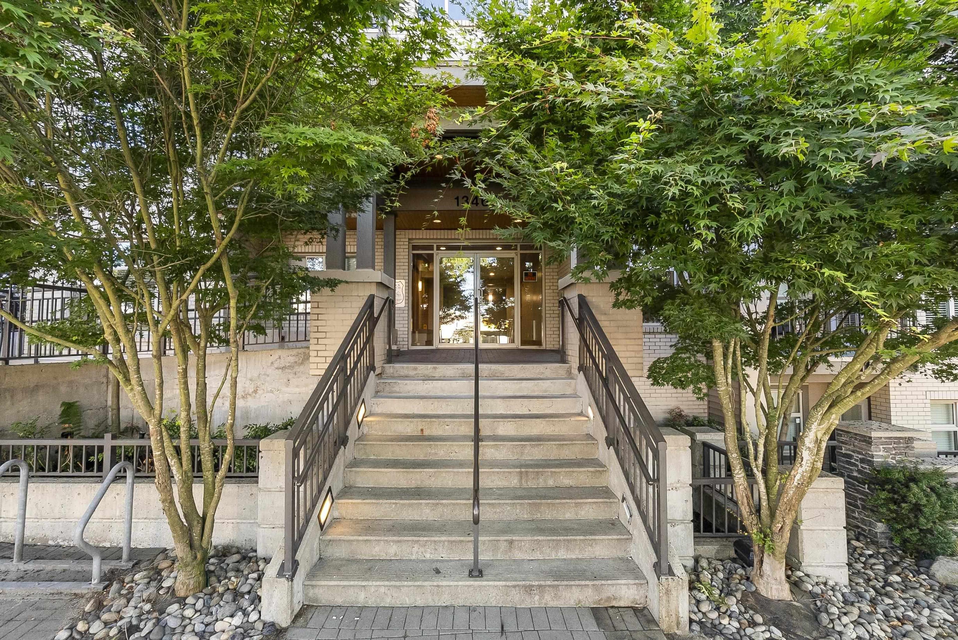 13468 King George Boulevard, Surrey - Exteriors - Photo 6