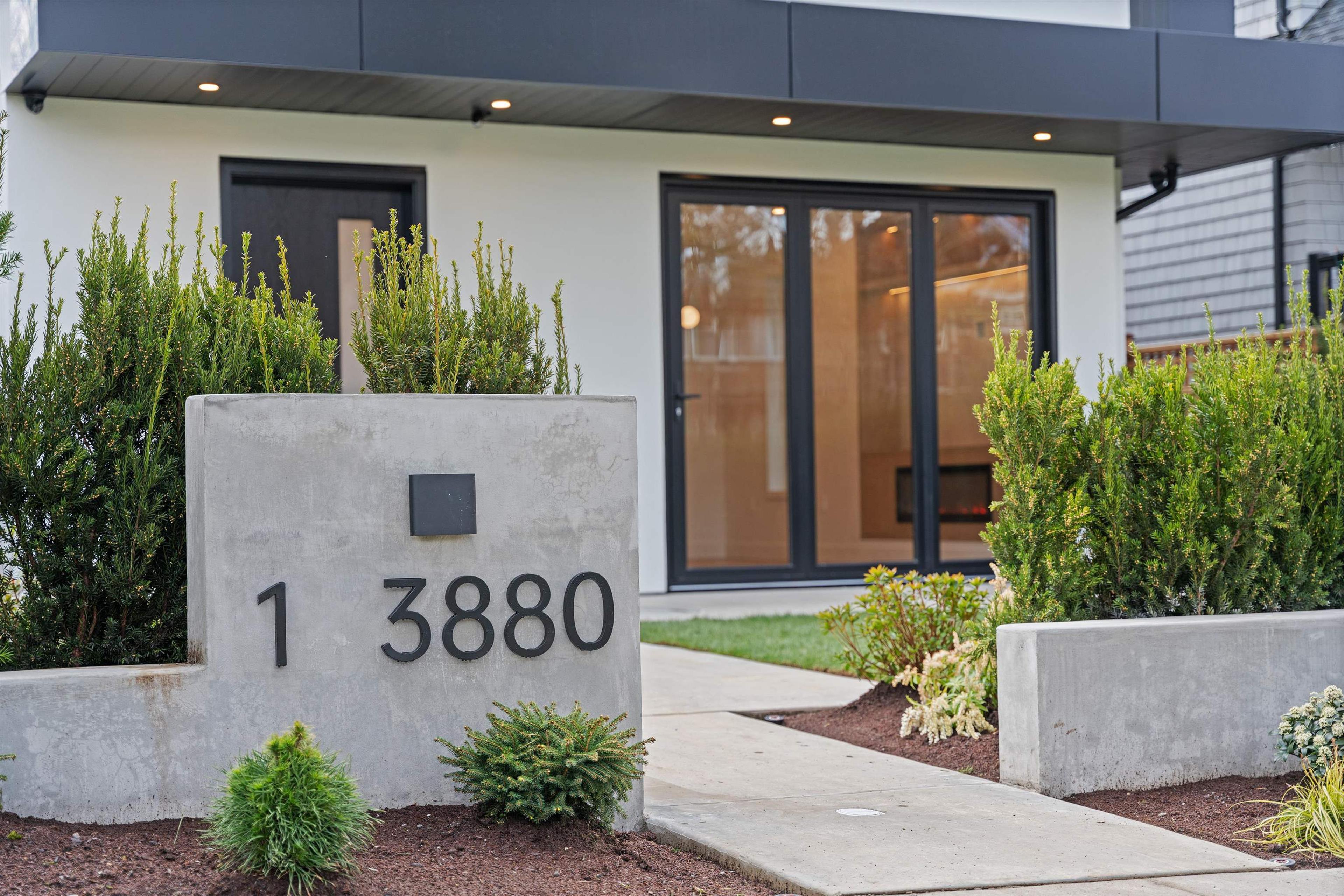 3880 W 23rd Avenue, Vancouver - Exteriors - Photo 1