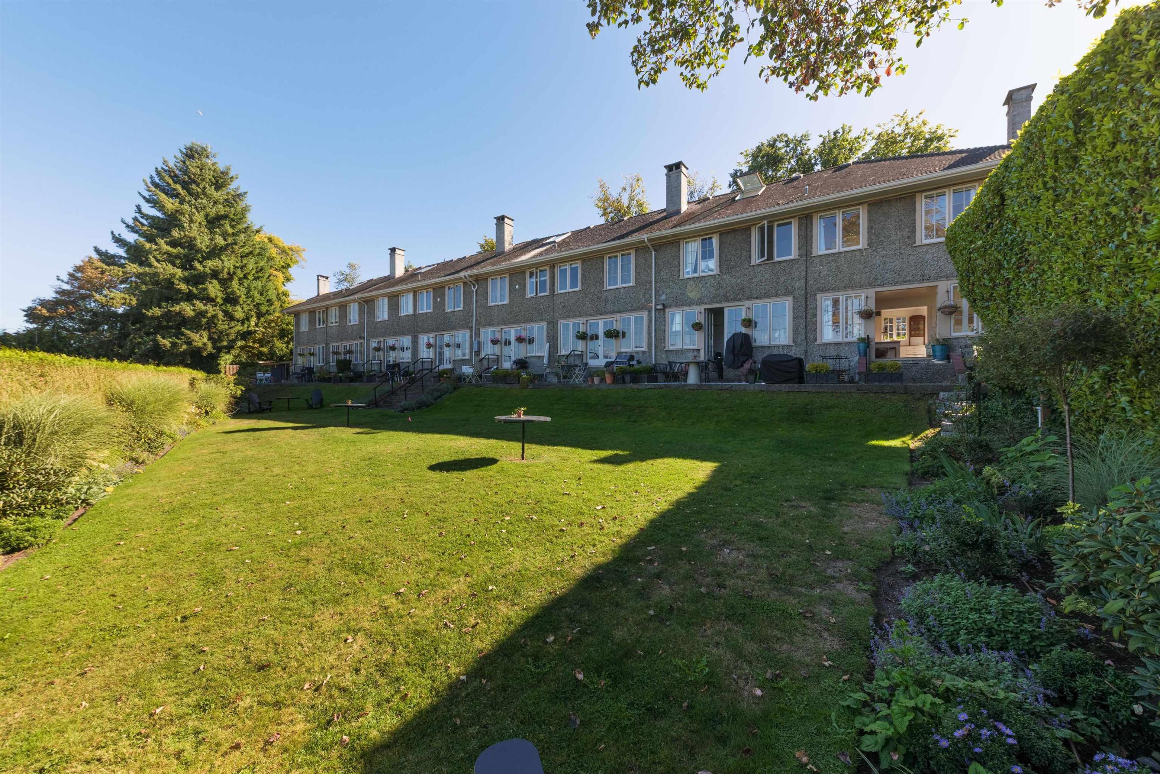 2449 Point Grey Road, Vancouver - Exteriors - Full Complex View - Photo 1