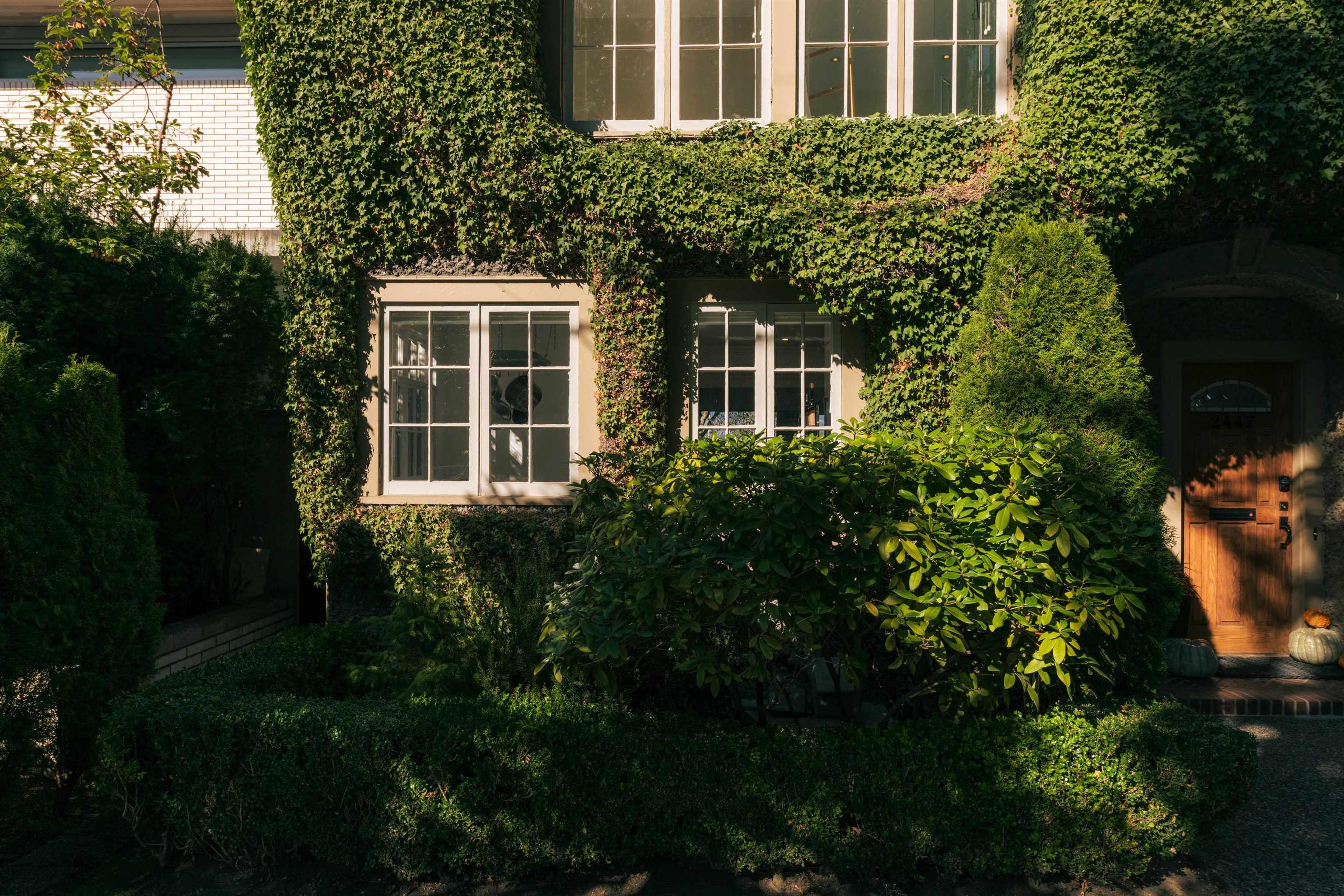 2449 Point Grey Road, Vancouver - Exteriors - Photo 4