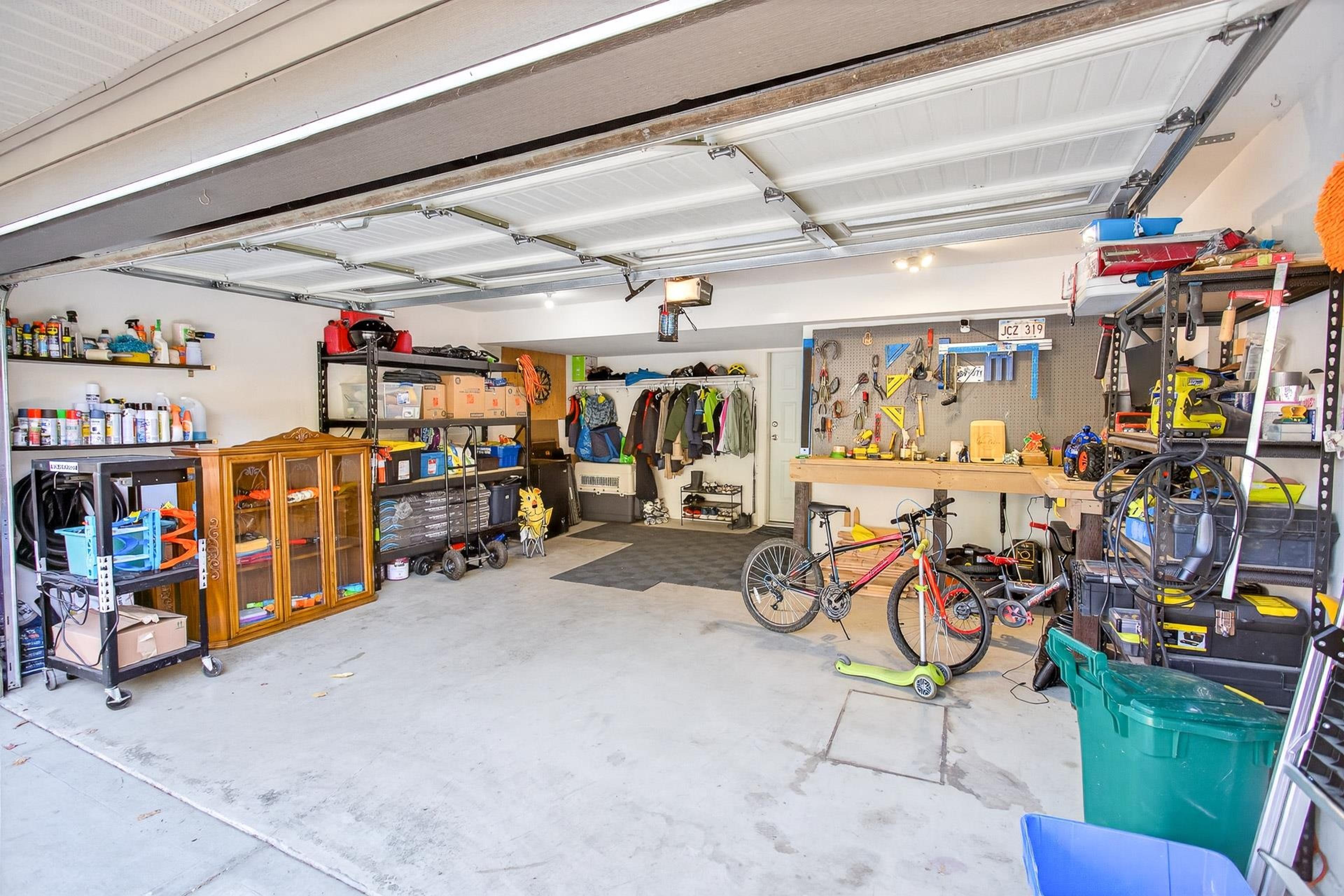 45085 Wolfe Road, Chilliwack - Exteriors - Photo 3