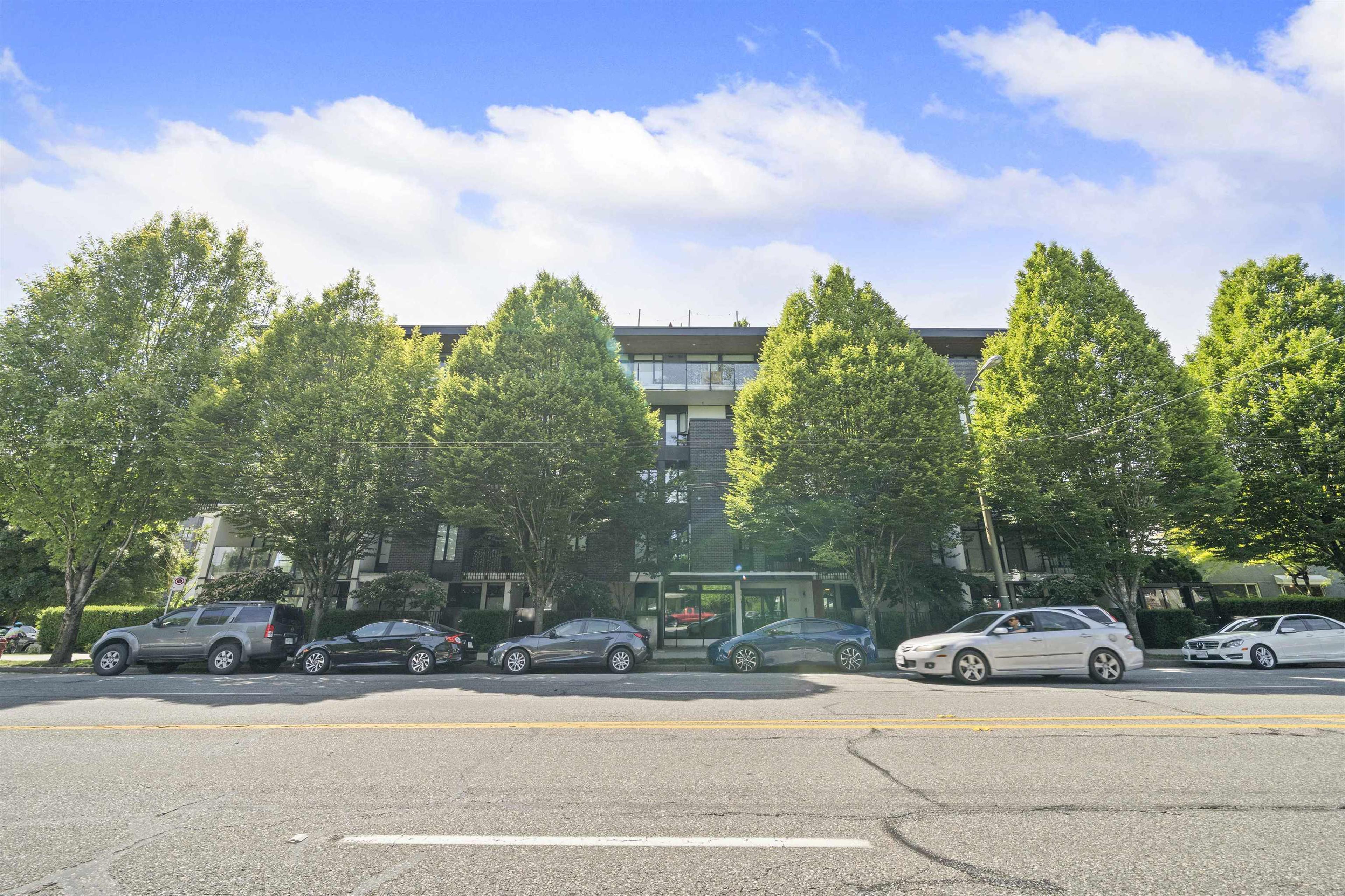 5085 Main Street, Vancouver - Exteriors - Full Complex View - Photo 2