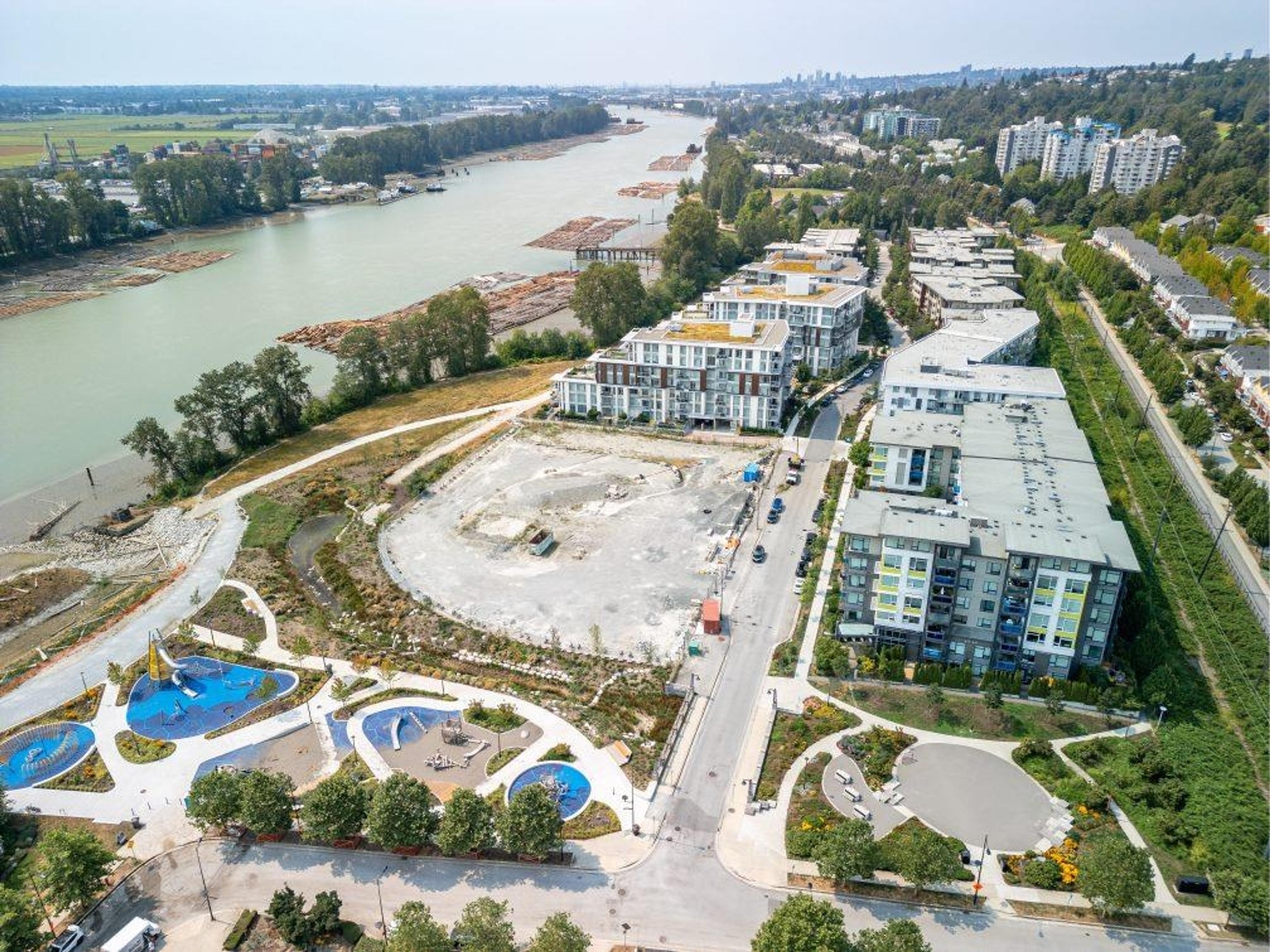 3289 Riverwalk Avenue, Vancouver - Exteriors - Full Complex View, Drone/Aerial View - Photo 3