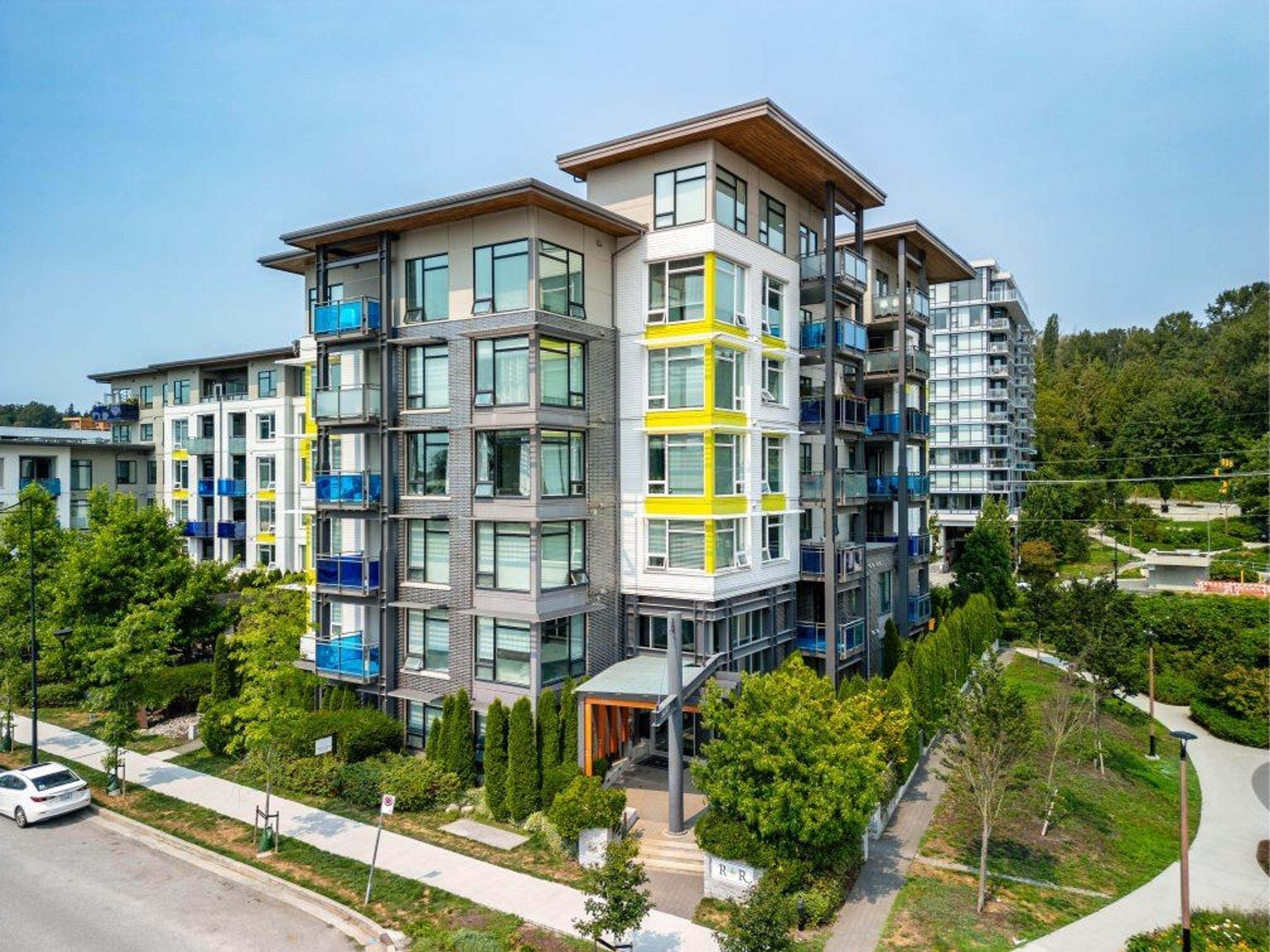 3289 Riverwalk Avenue, Vancouver - Exteriors - Full Complex View, Drone/Aerial View - Photo 5