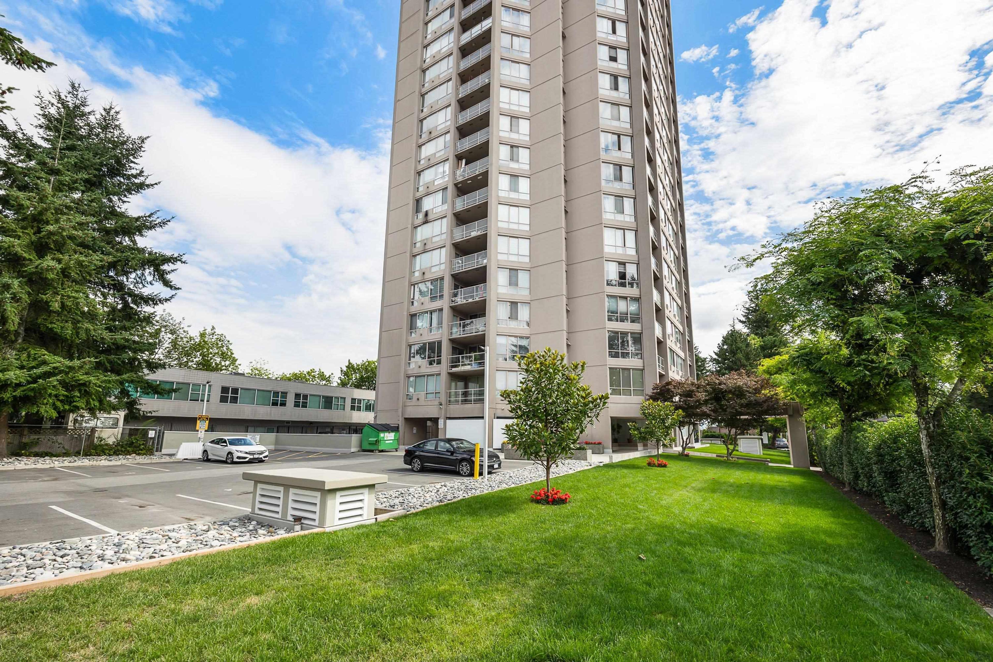 14881 103a Avenue, Surrey - Exteriors - Photo 4