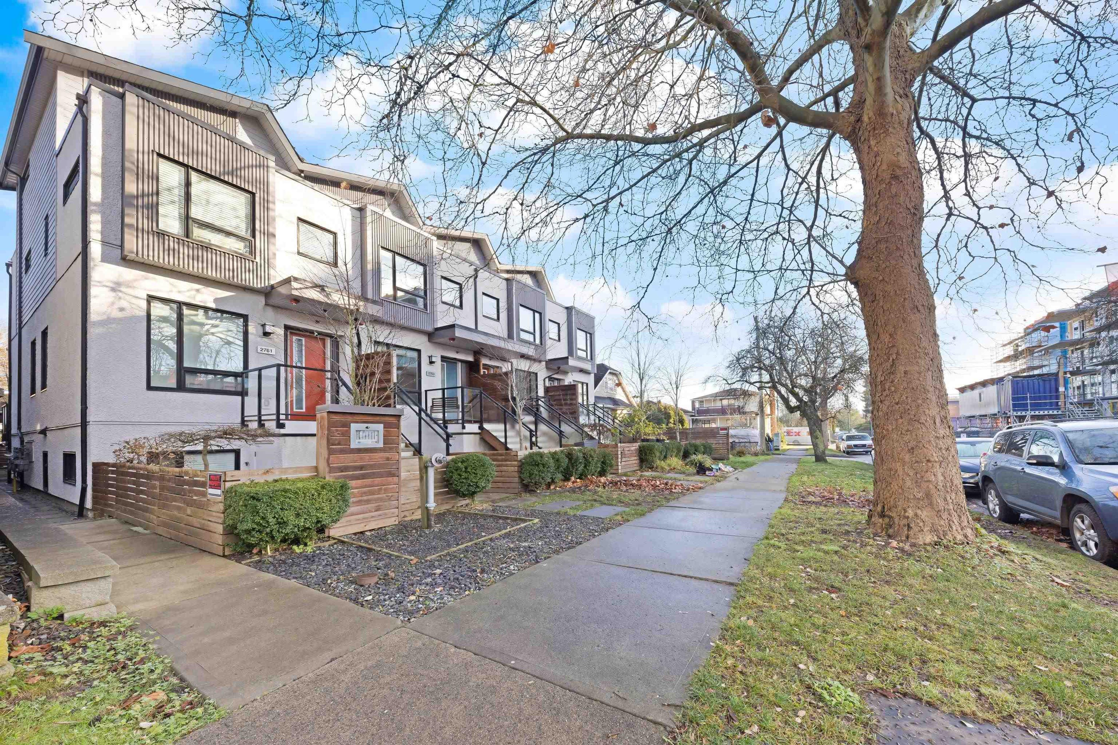 2763 Duke Street, Vancouver - Exteriors - Full Complex View - Photo 2