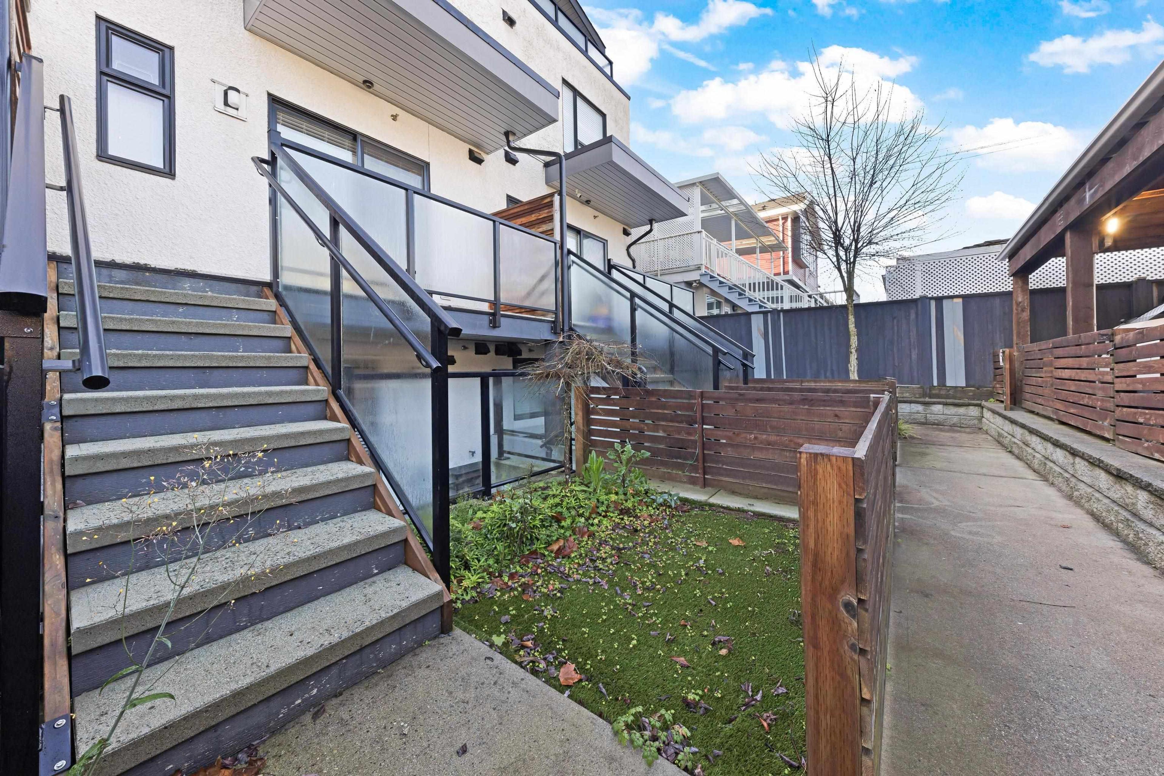 2763 Duke Street, Vancouver - Exteriors - Full Complex View - Photo 4