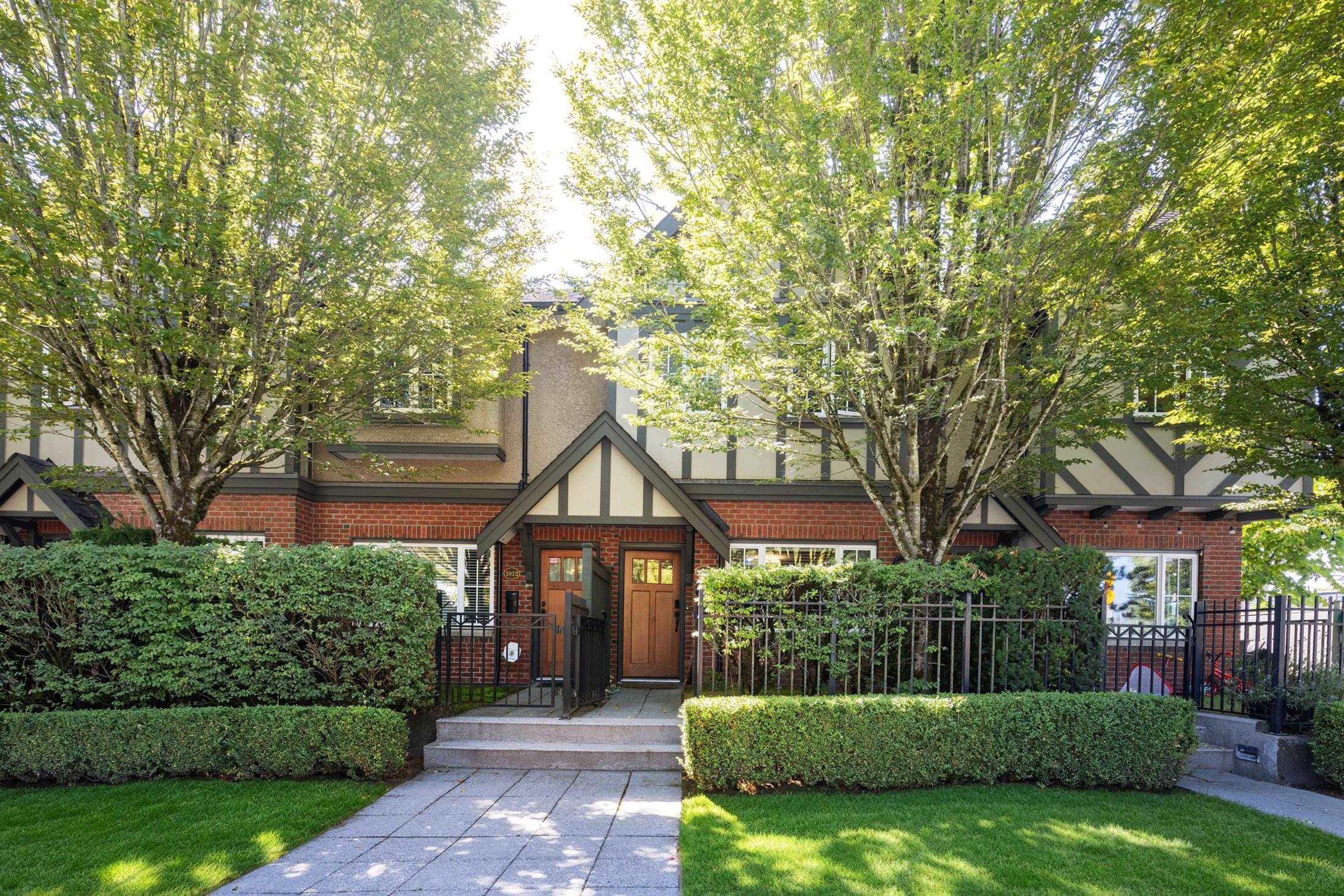 1016 W 45th Avenue, Vancouver - Exteriors - Photo 1