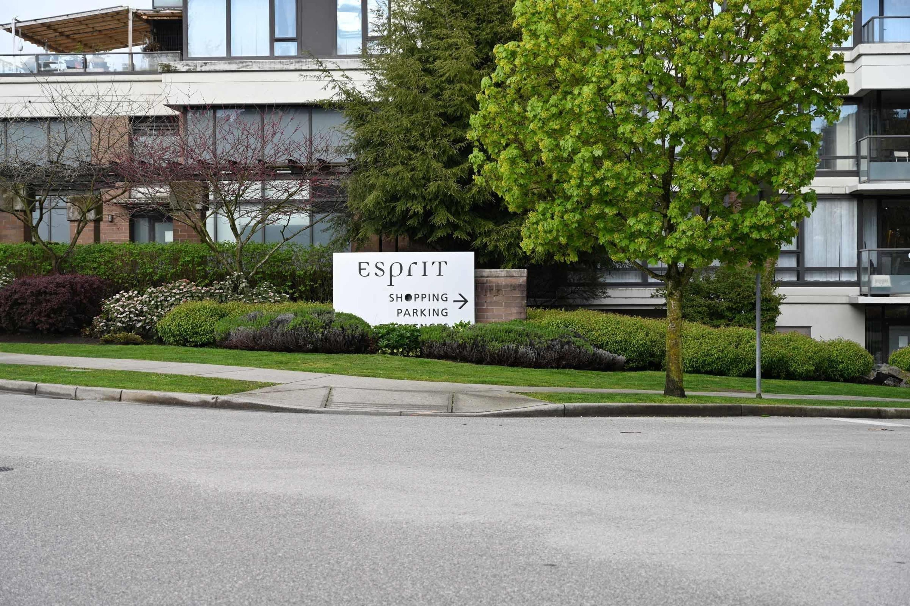 7064 Walker Avenue, Burnaby - Exteriors - Marked/Pin - Photo 2