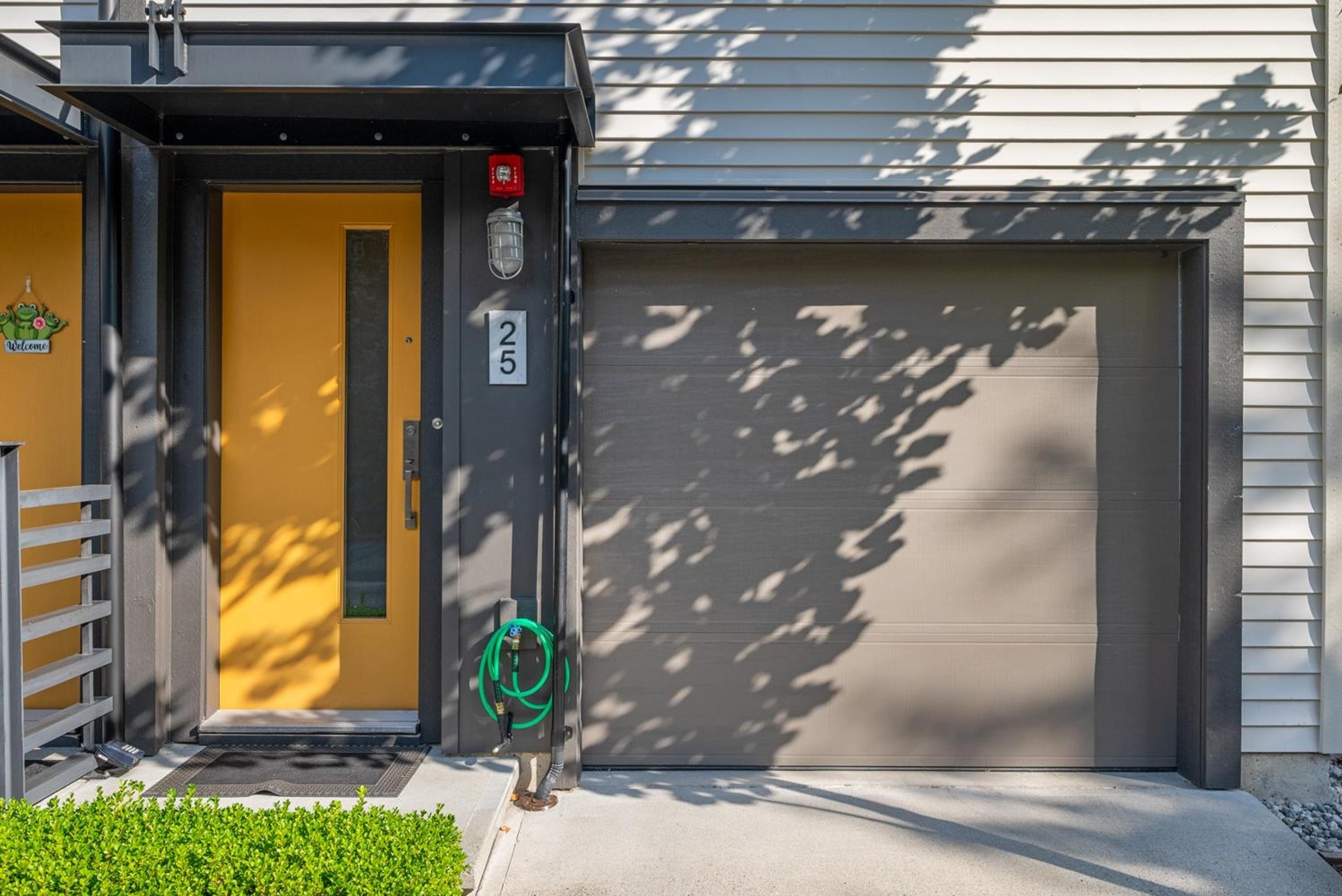 2358 Ranger Lane, Port Coquitlam - Exteriors - Photo 3