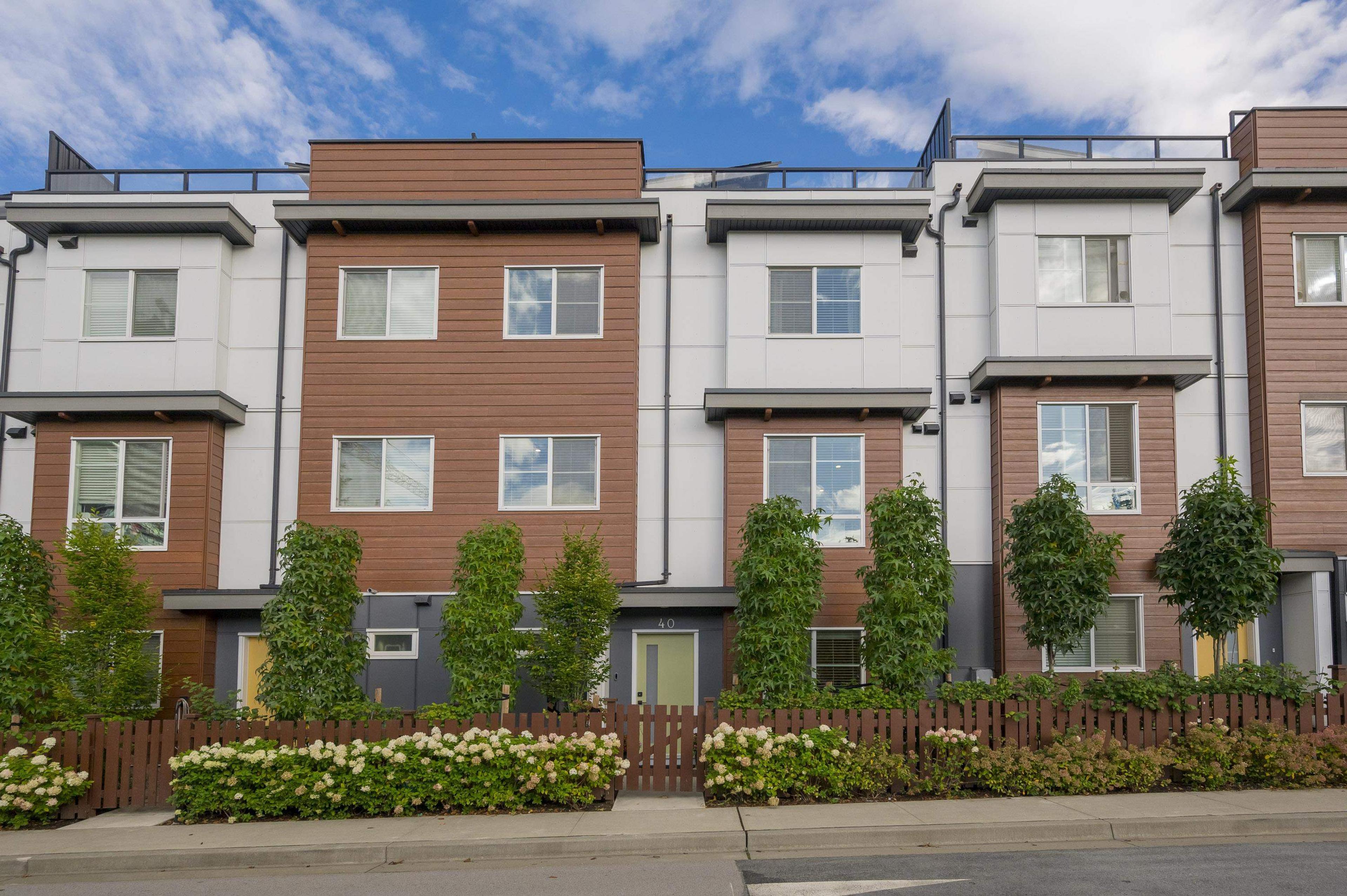 20155 84 Avenue, Langley - Exteriors - Full Complex View - Photo 2