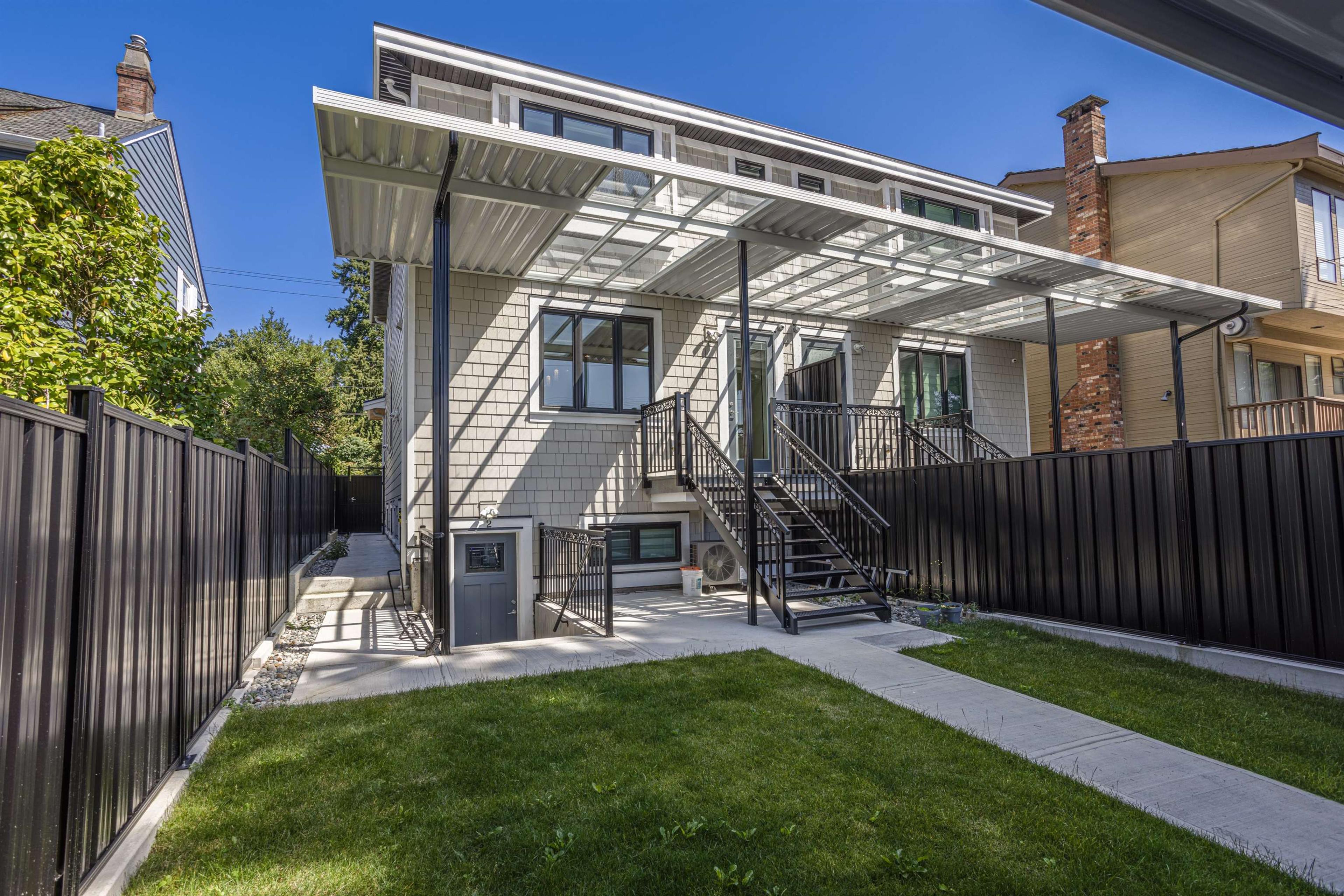 1470 W 57th Avenue, Vancouver - Exteriors - Photo 3