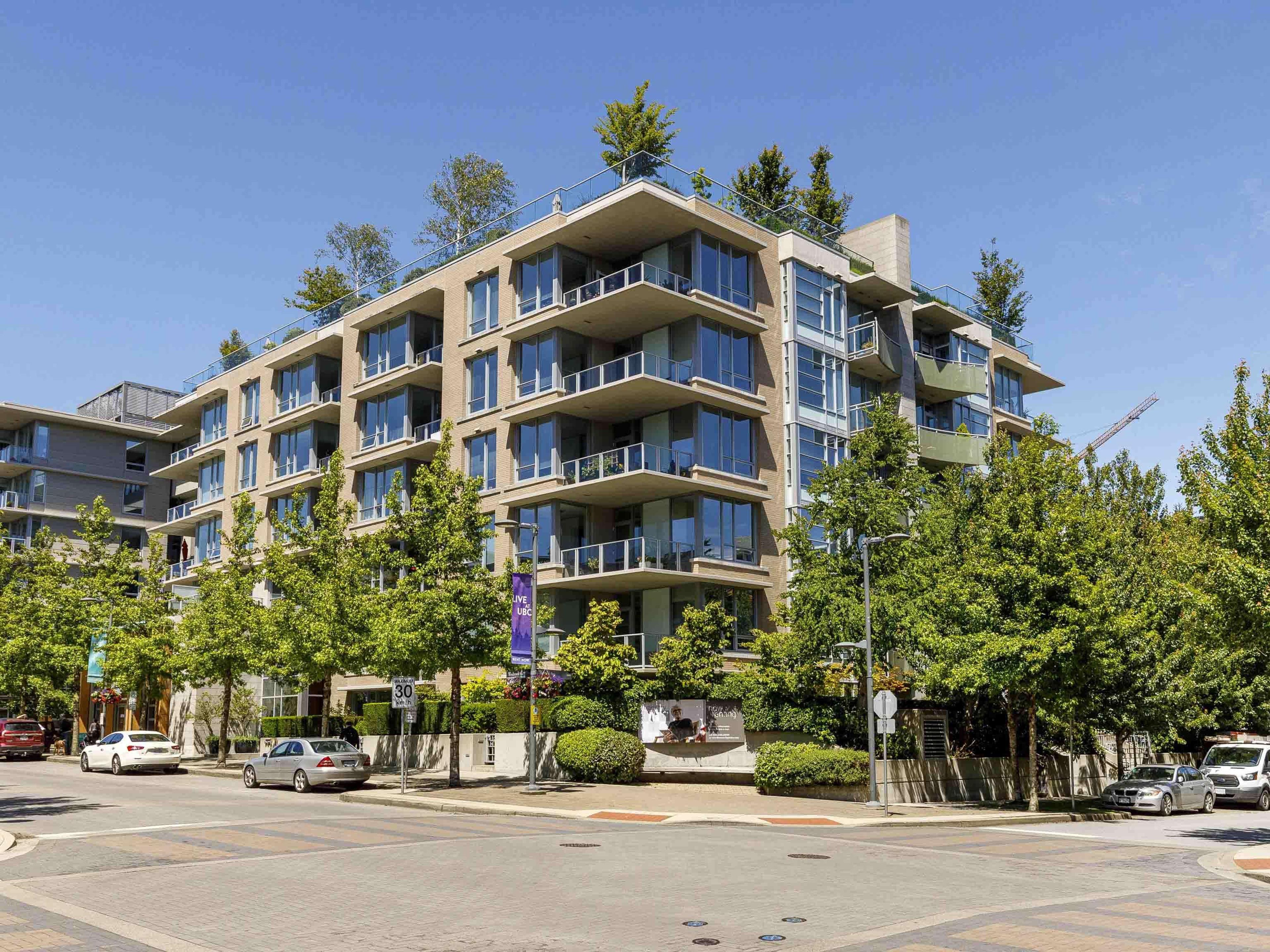 3382 Wesbrook Mall, Vancouver - Exteriors - Photo 1