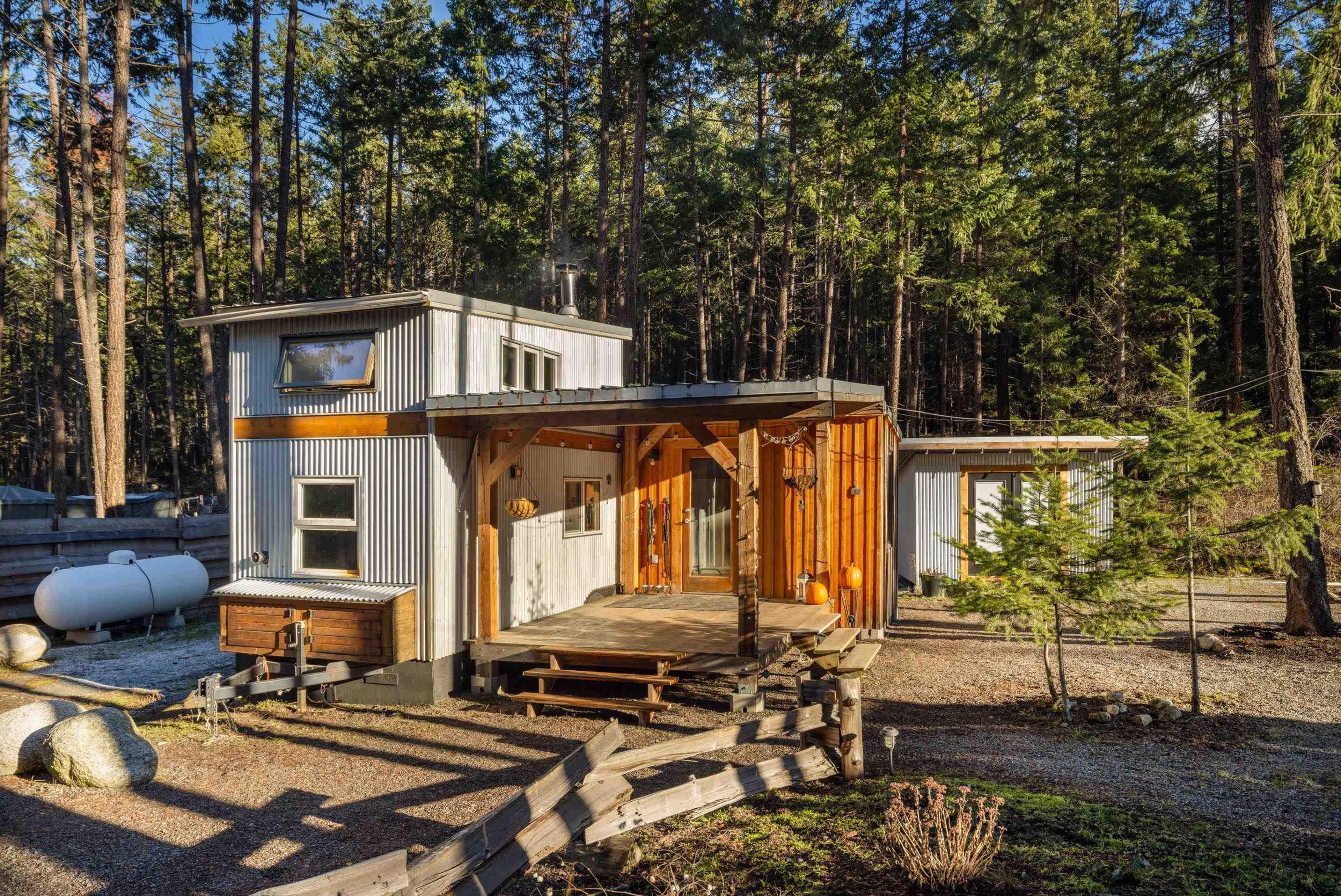 9866 Pemberton Portage Road, D'Arcy - Exteriors - Photo 3