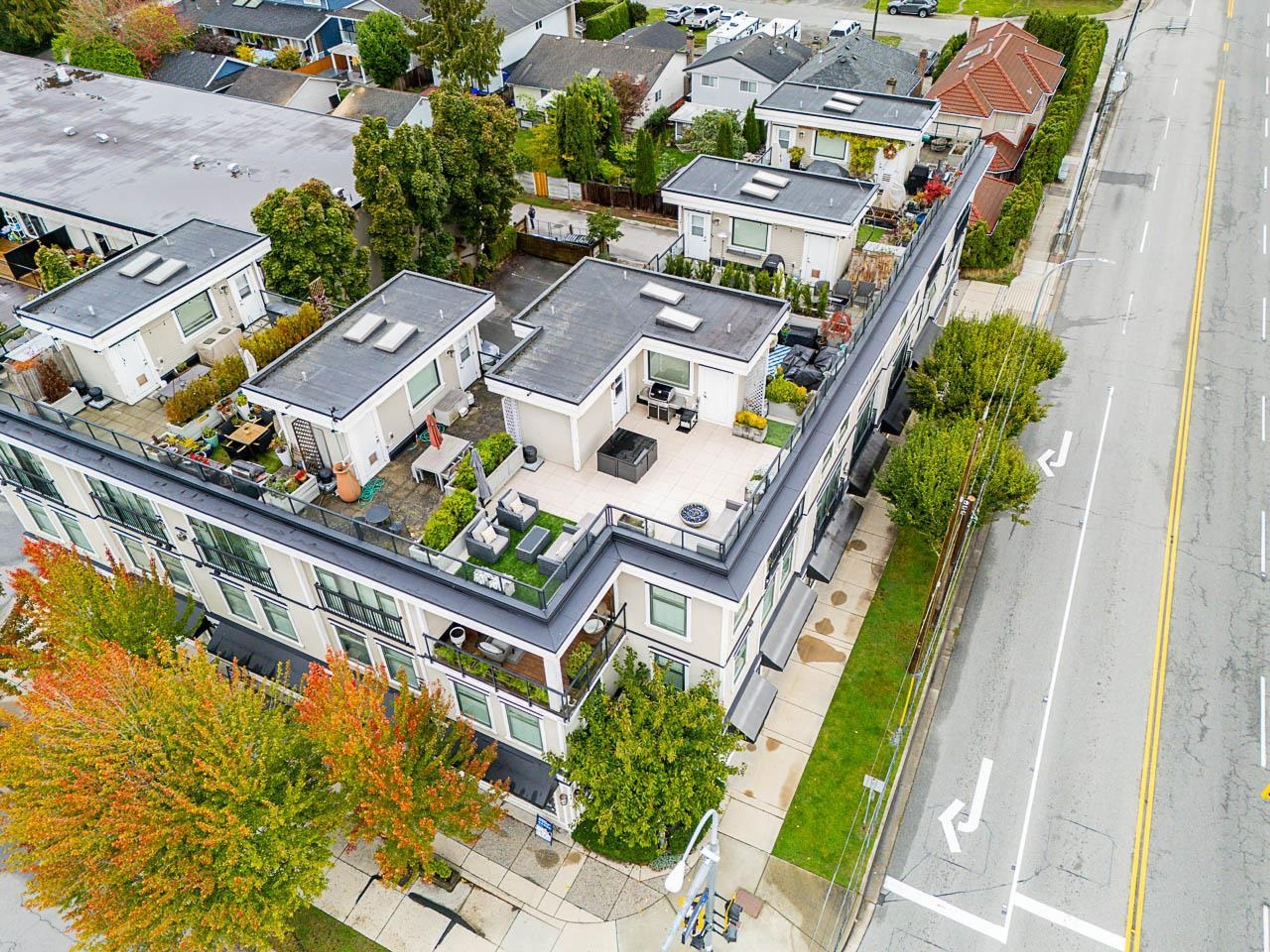 3993 Chatham Street, Richmond - Exteriors - Drone/Aerial View - Photo 5