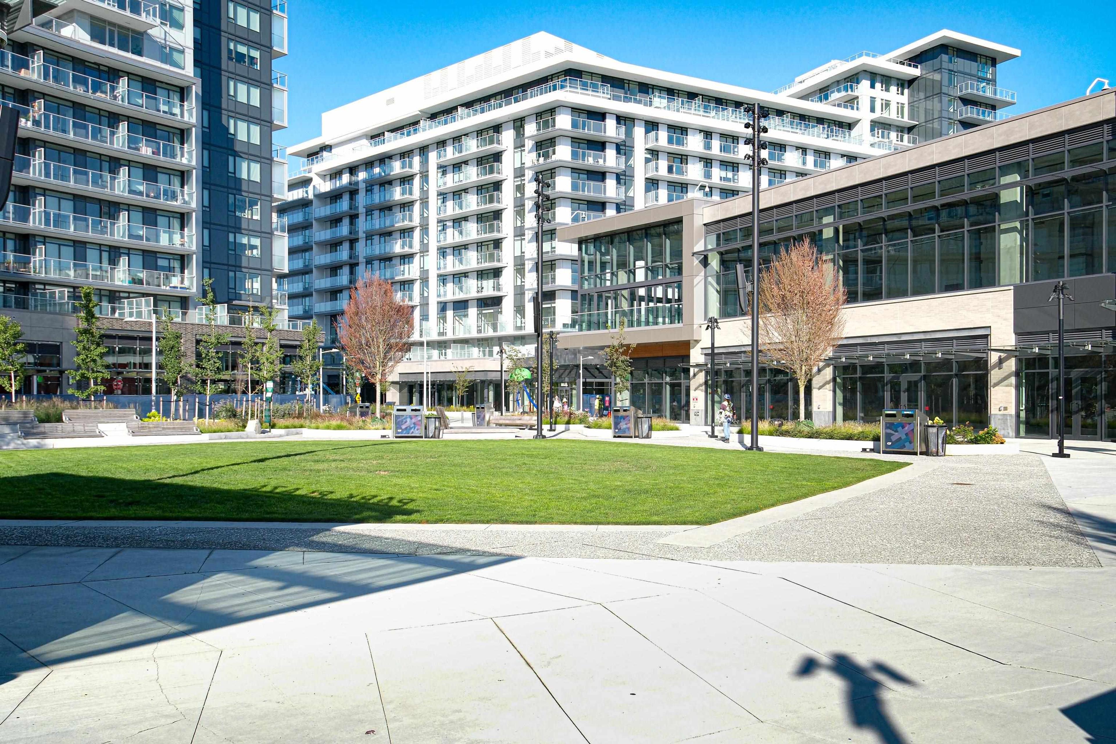 6600 Minoru Boulevard, Richmond - Exteriors - Full Complex View - Photo 2