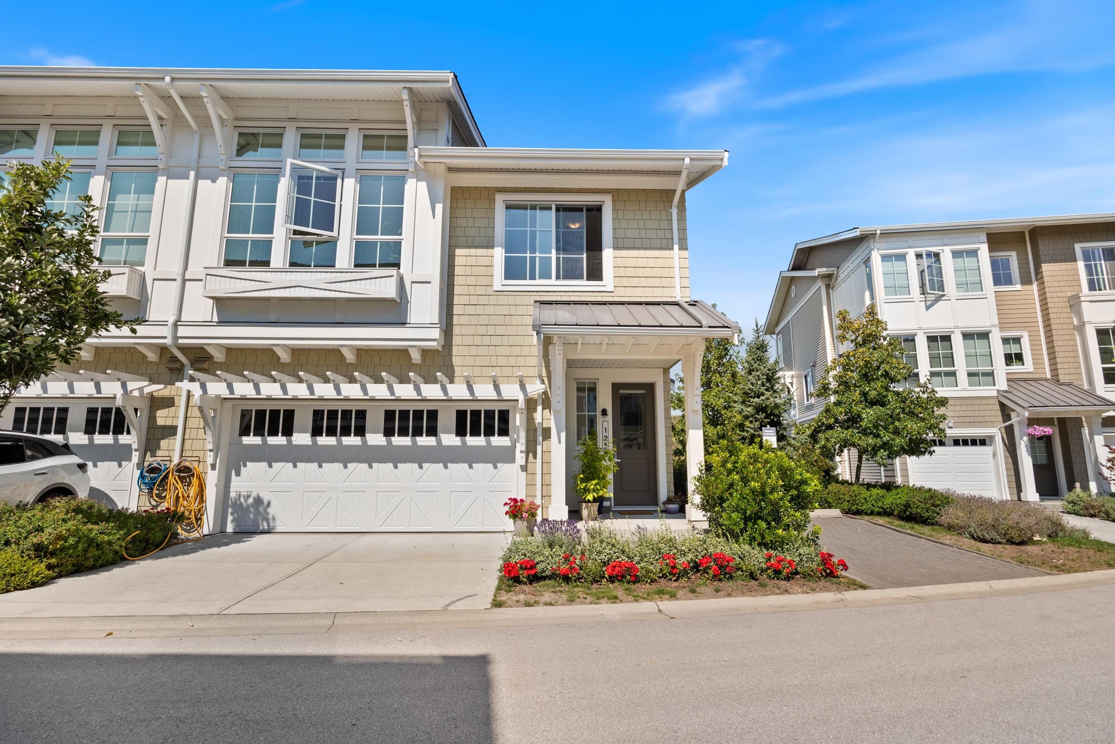 5551 Admiral Way, Delta - Exteriors - Photo 2