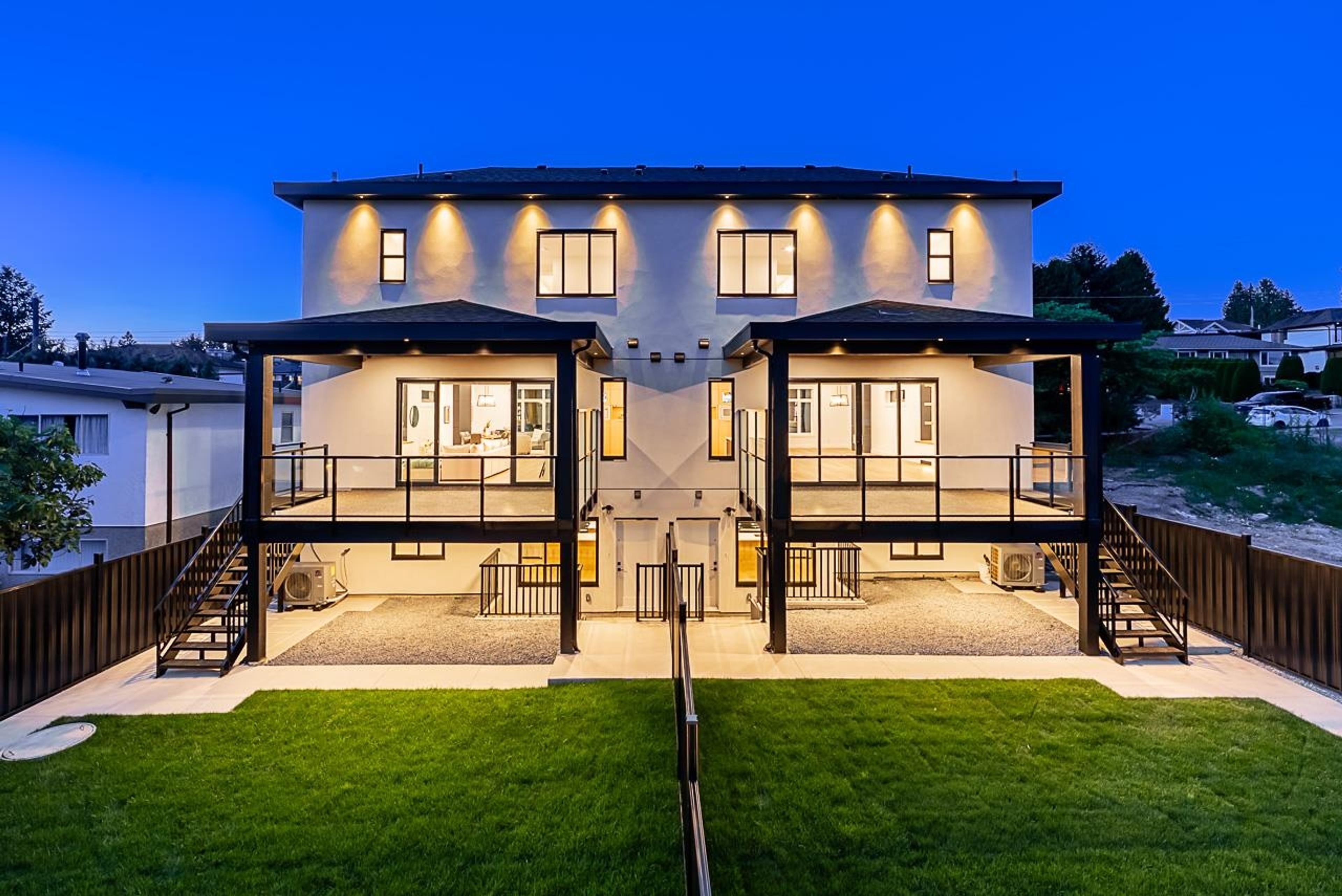 5280 Venables Street, Burnaby - Exteriors - Photo 4