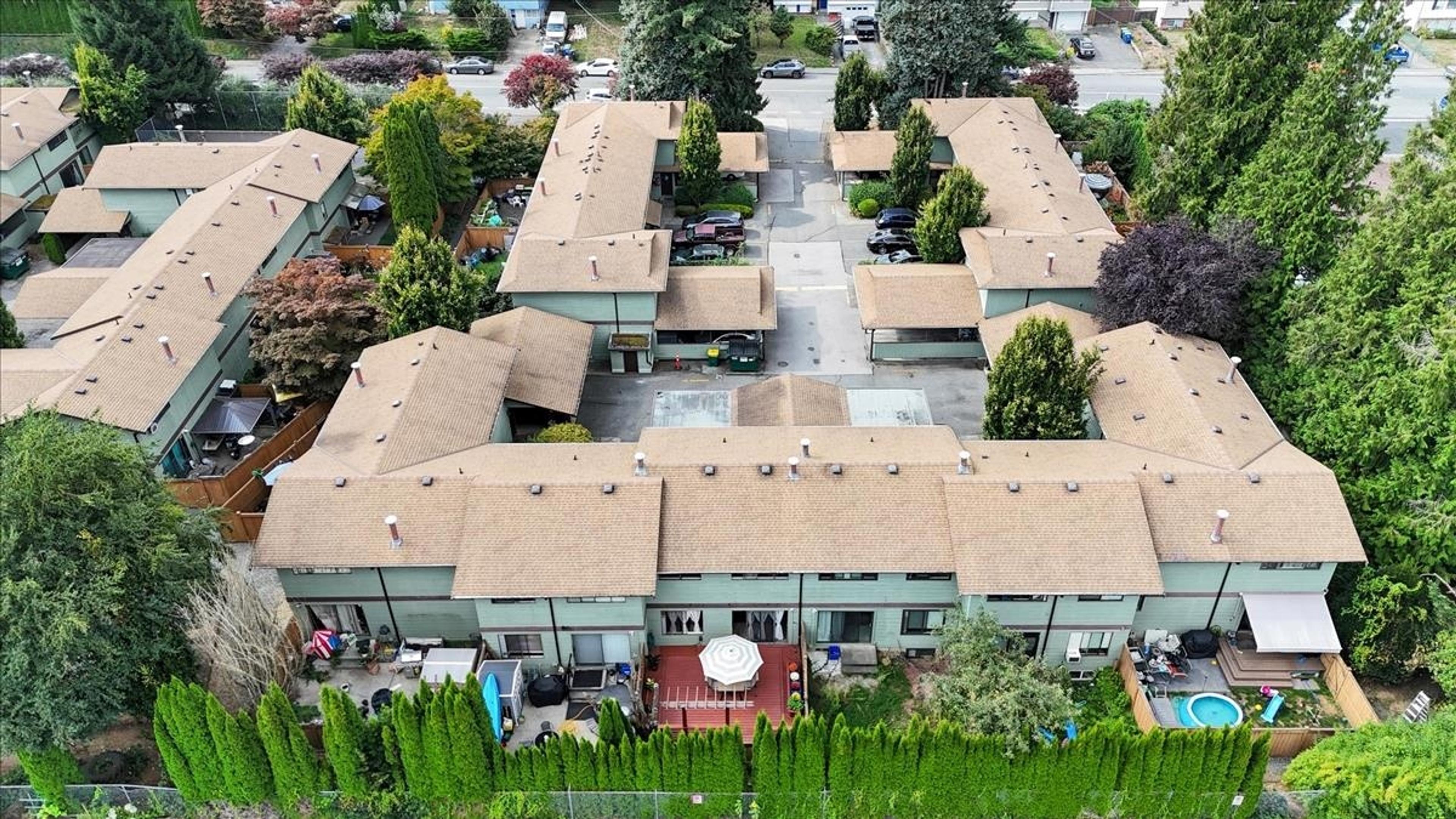 2050 Gladwin Road, Abbotsford - Exteriors - Full Complex View, Drone/Aerial View - Photo 4