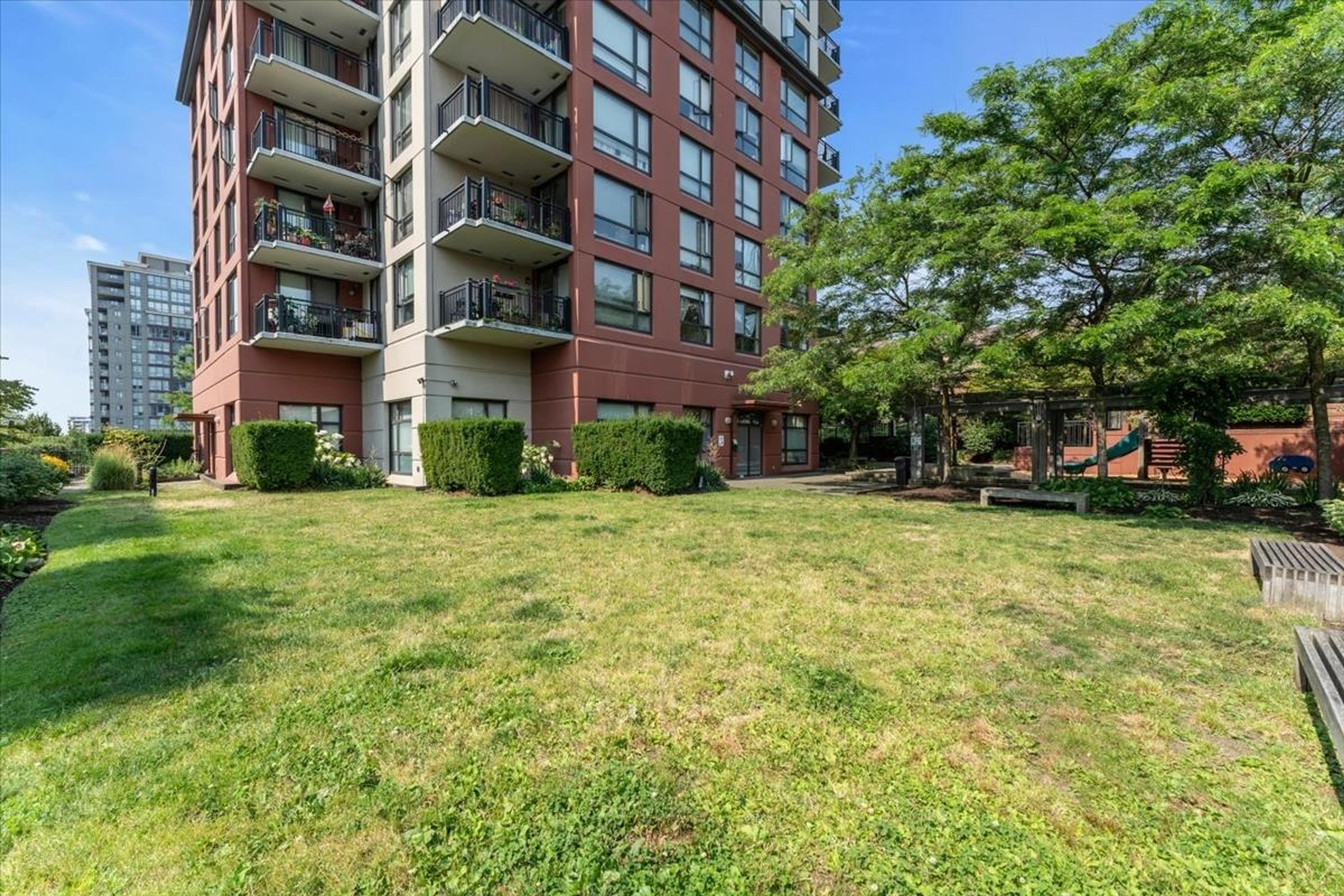 814 Royal Avenue, New Westminster - Exteriors - Photo 3