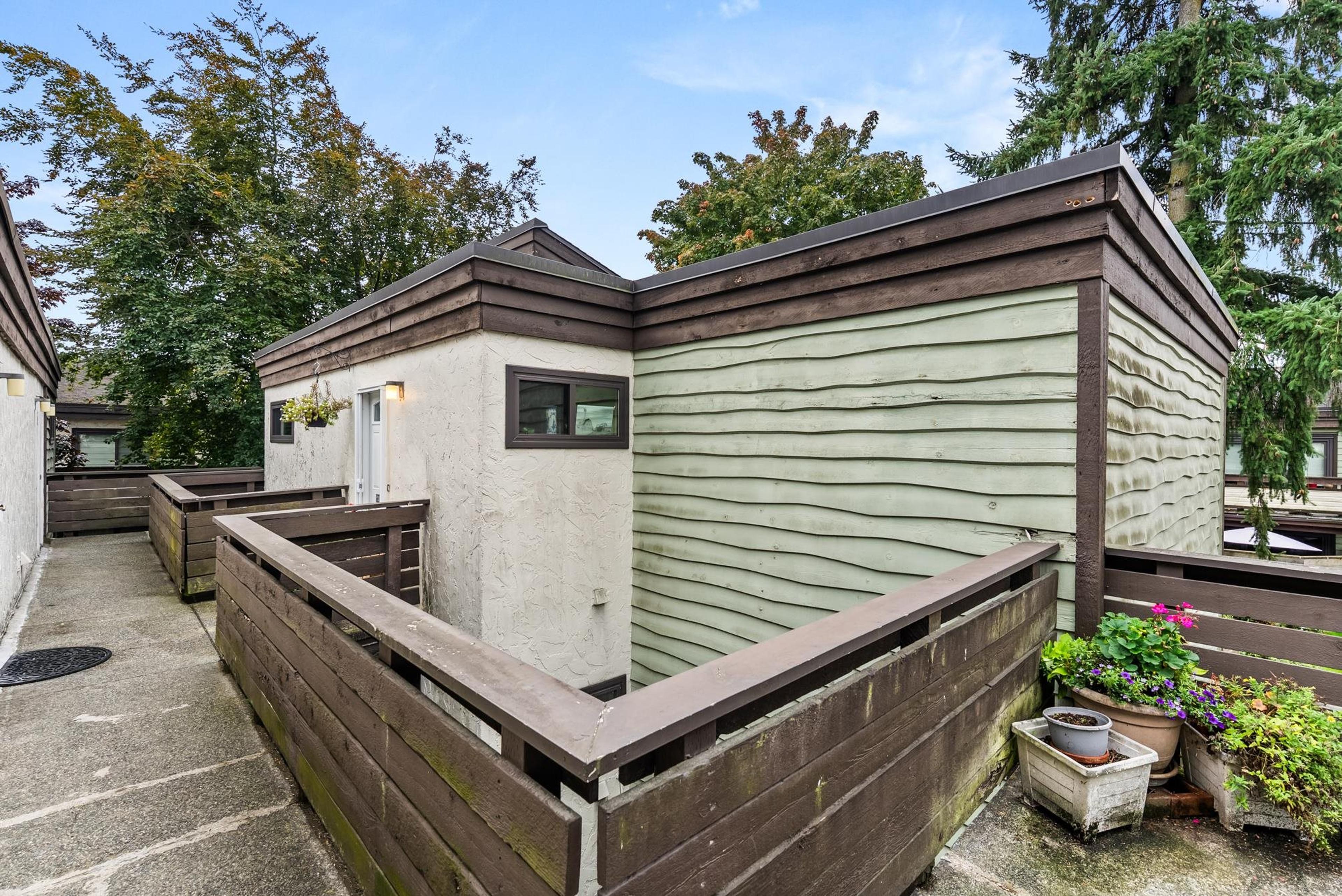 11791 King Road, Richmond - Exteriors - Photo 1