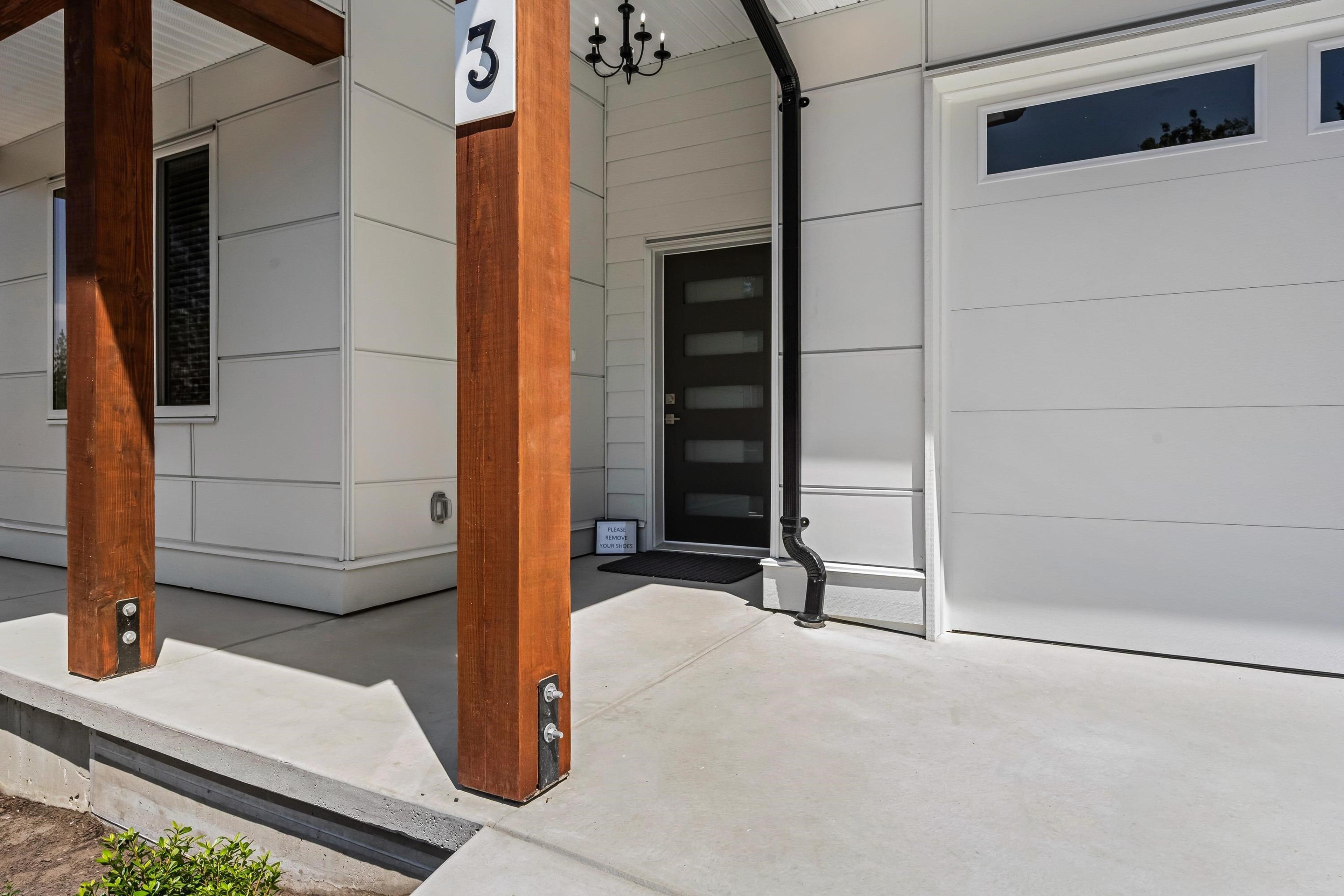 7138 Marble Hill Road, Chilliwack - Exteriors - Photo 1