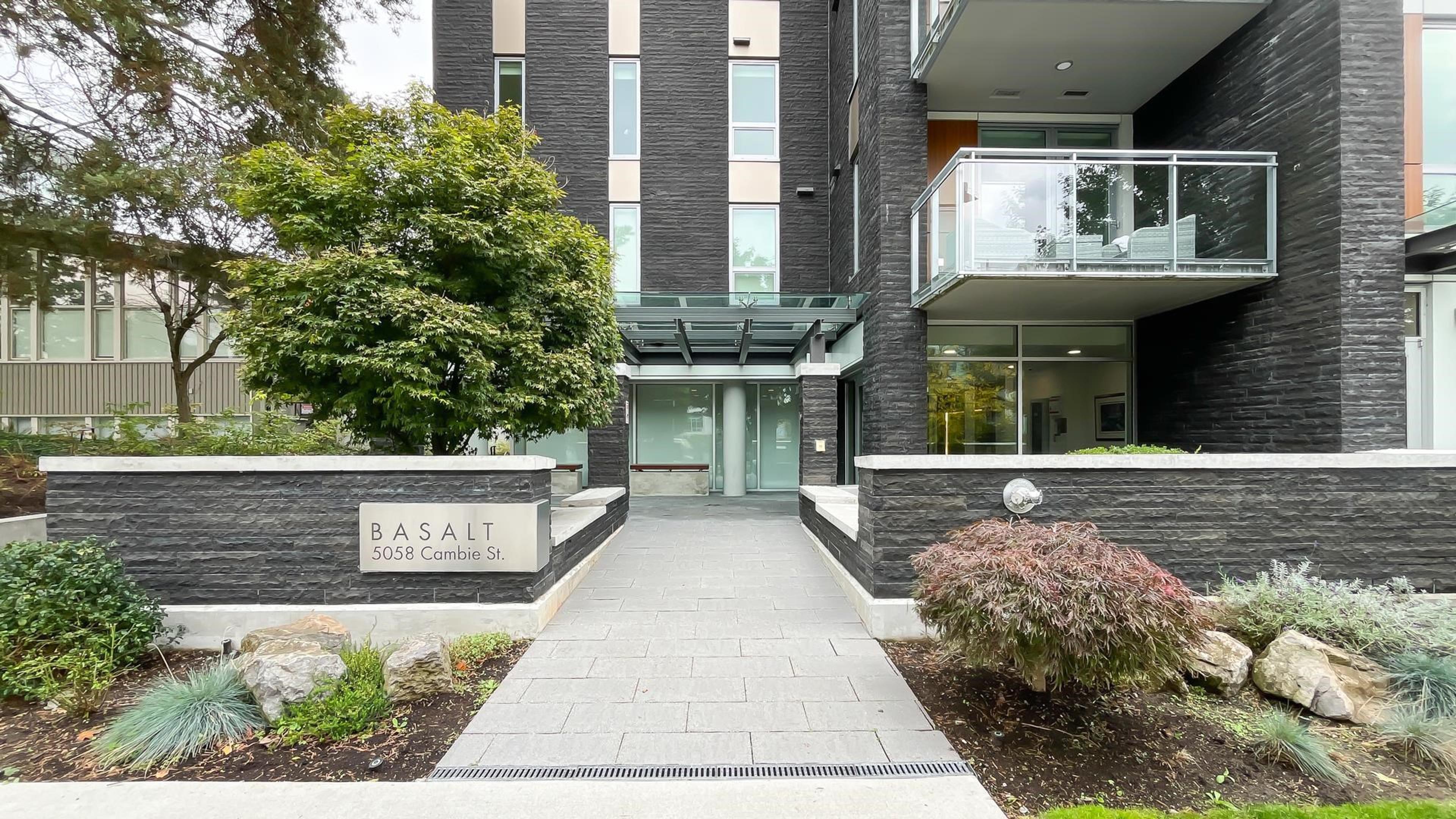 5058 Cambie Street, Vancouver - Exteriors - Photo 1