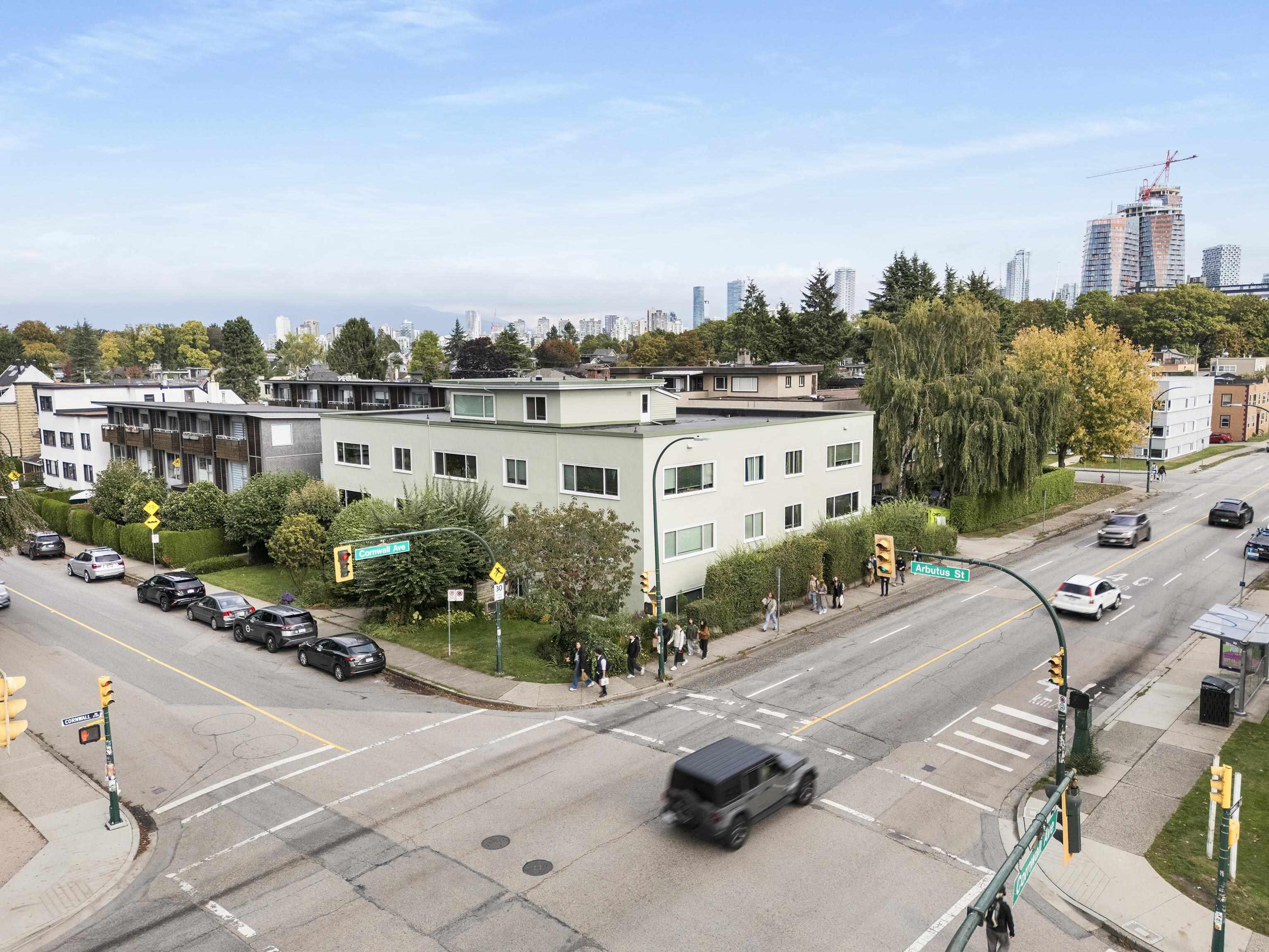 1480 Arbutus Street, Vancouver - Exteriors - Drone/Aerial View - Photo 1