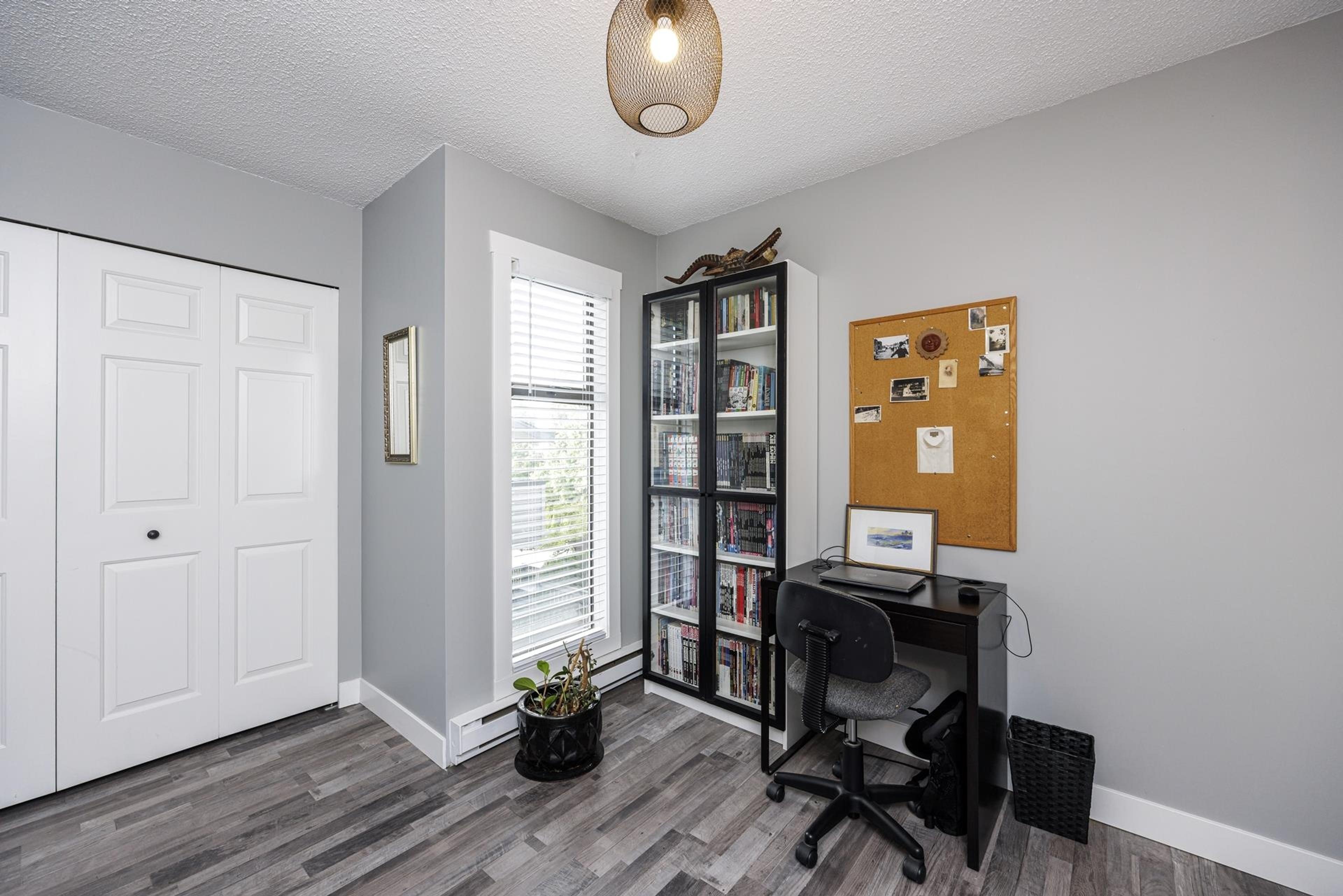 3136 Lonsdale Avenue, North Vancouver - Exteriors - Photo 1