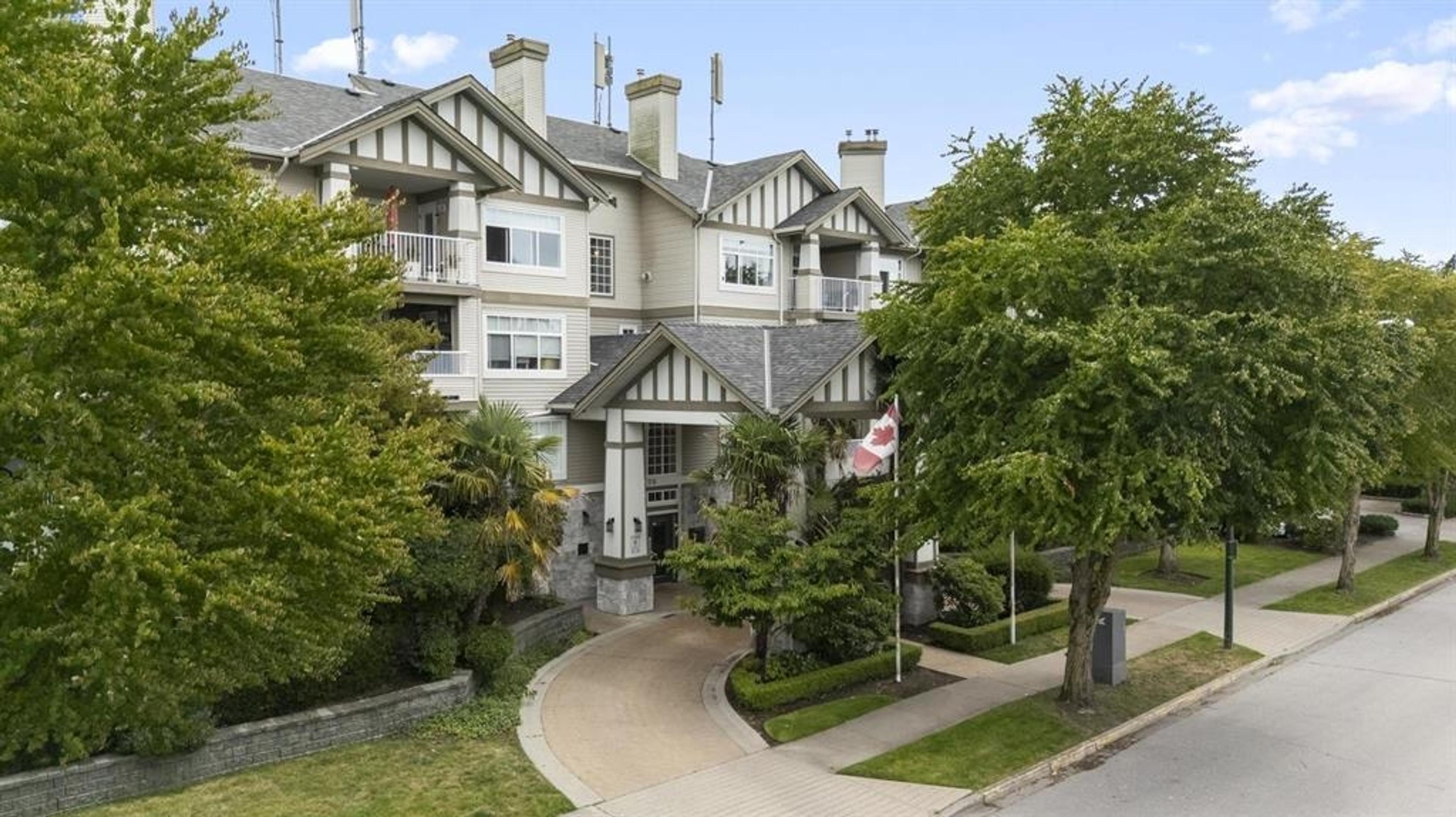 4770 52a Street, Delta - Exteriors - Photo 3