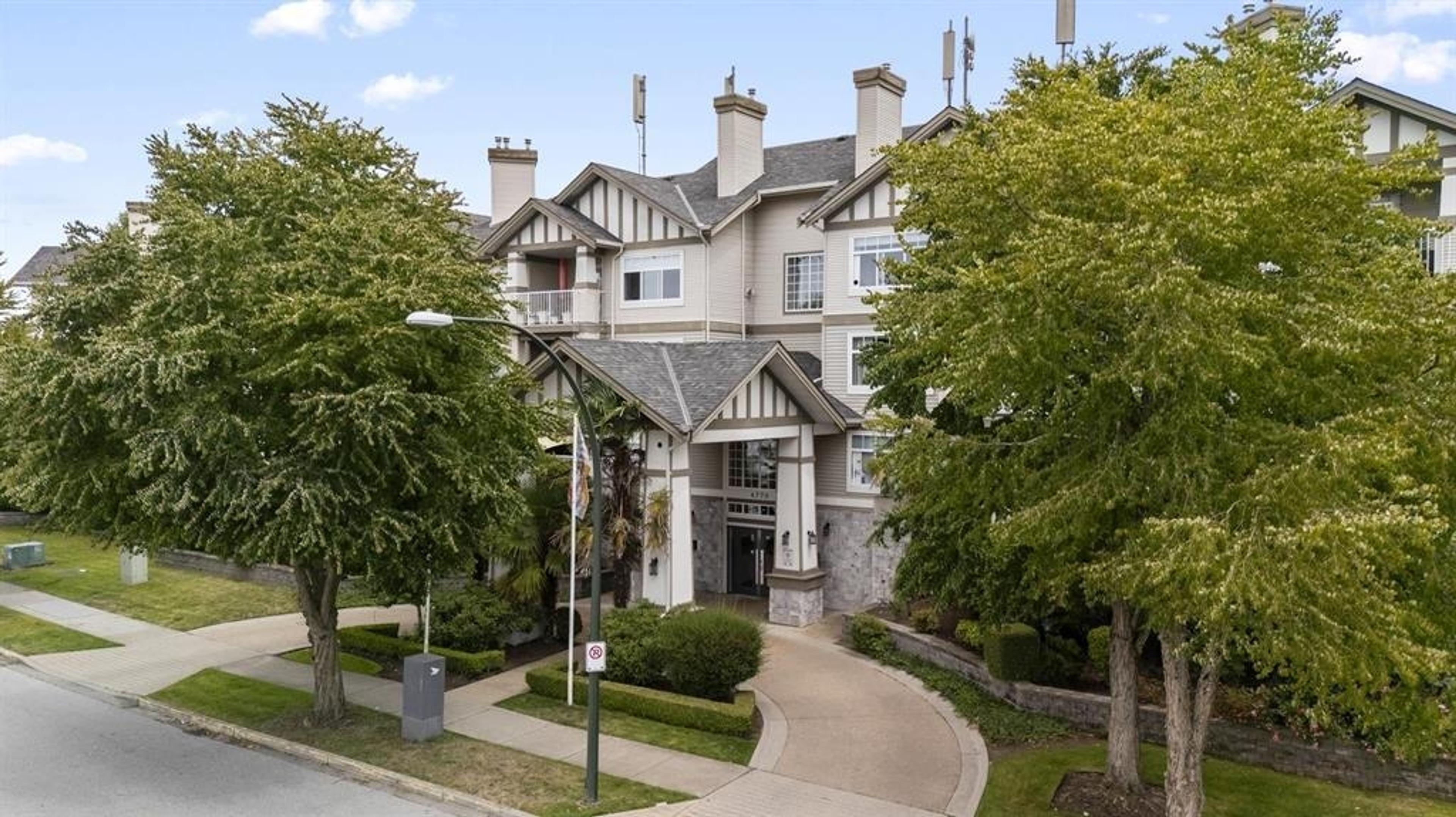 4770 52a Street, Delta - Exteriors - Photo 6