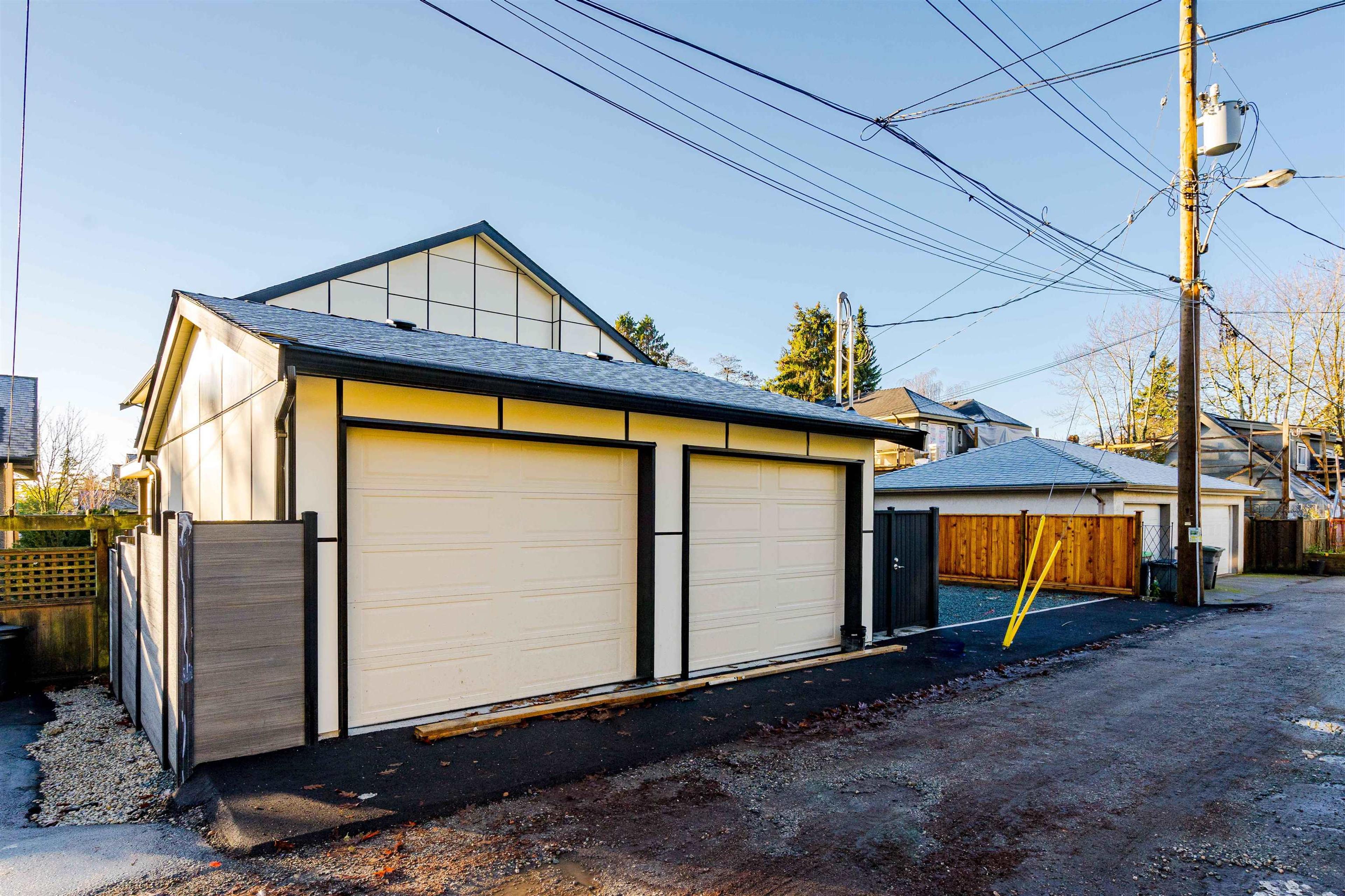 3321 W 37th Avenue, Vancouver - Exteriors - Photo 1