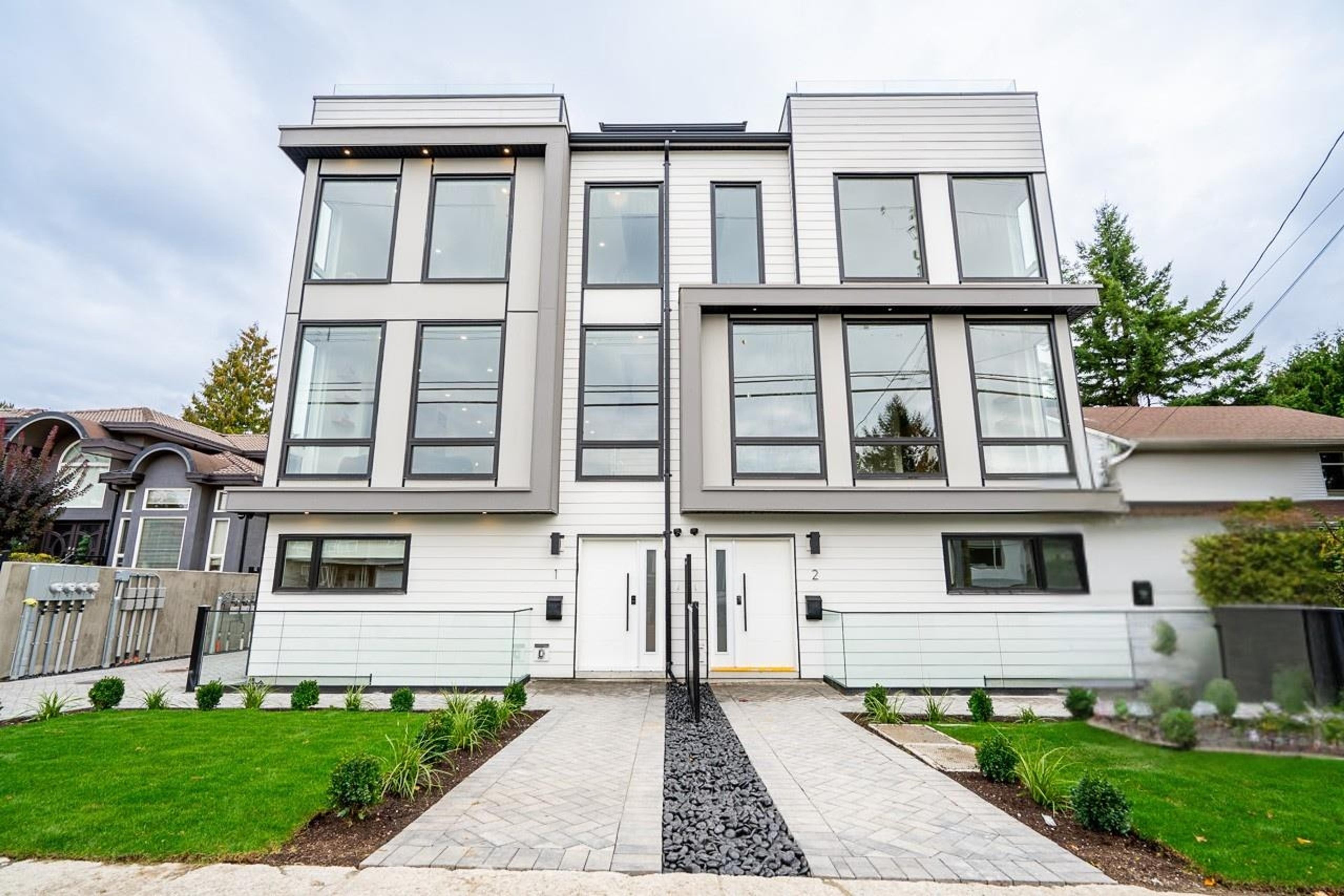 1536 Duthie Avenue, Burnaby - Exteriors - Photo 1