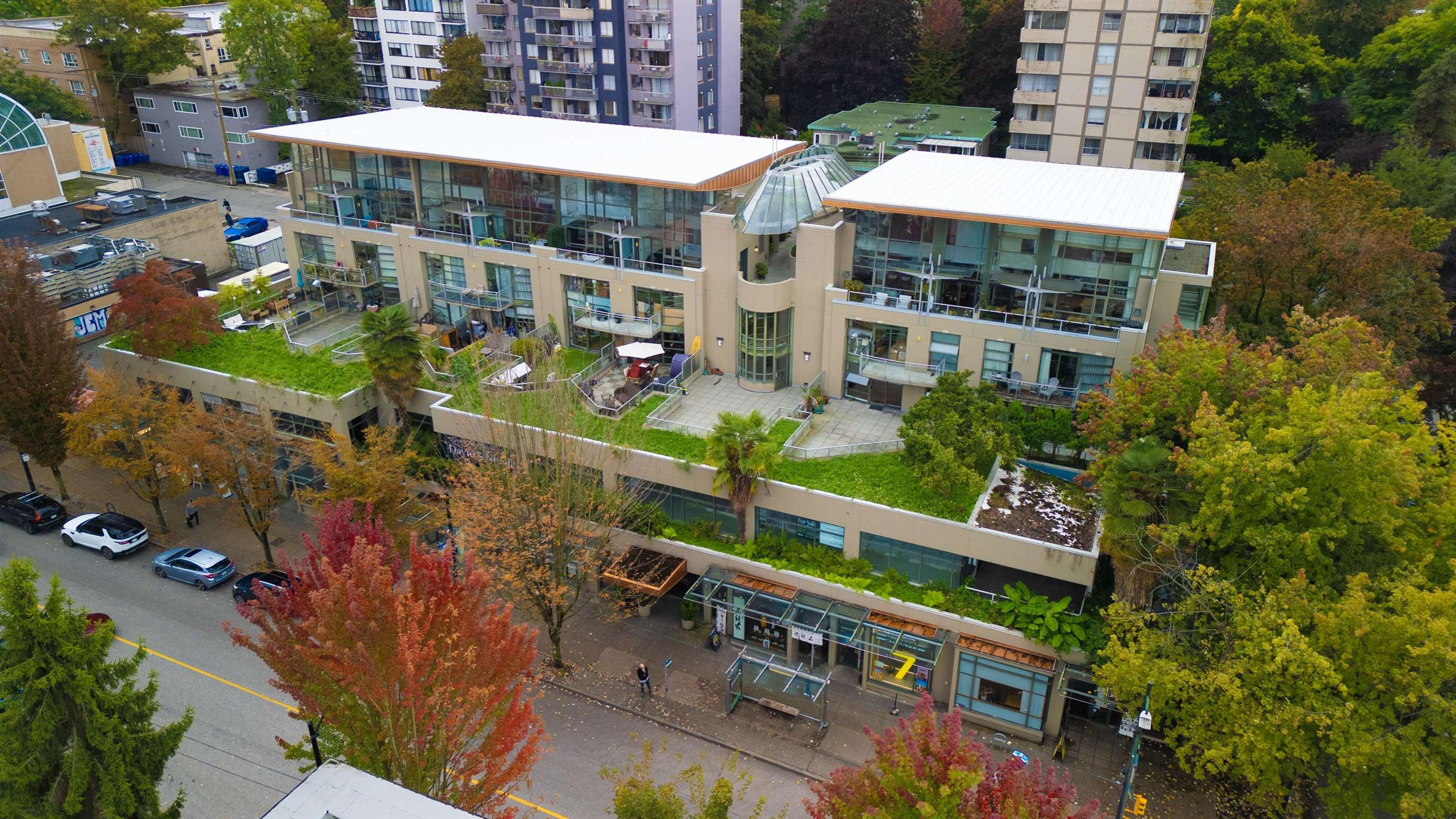 1688 Robson Street, Vancouver - Exteriors - Full Complex View, Drone/Aerial View - Photo 1