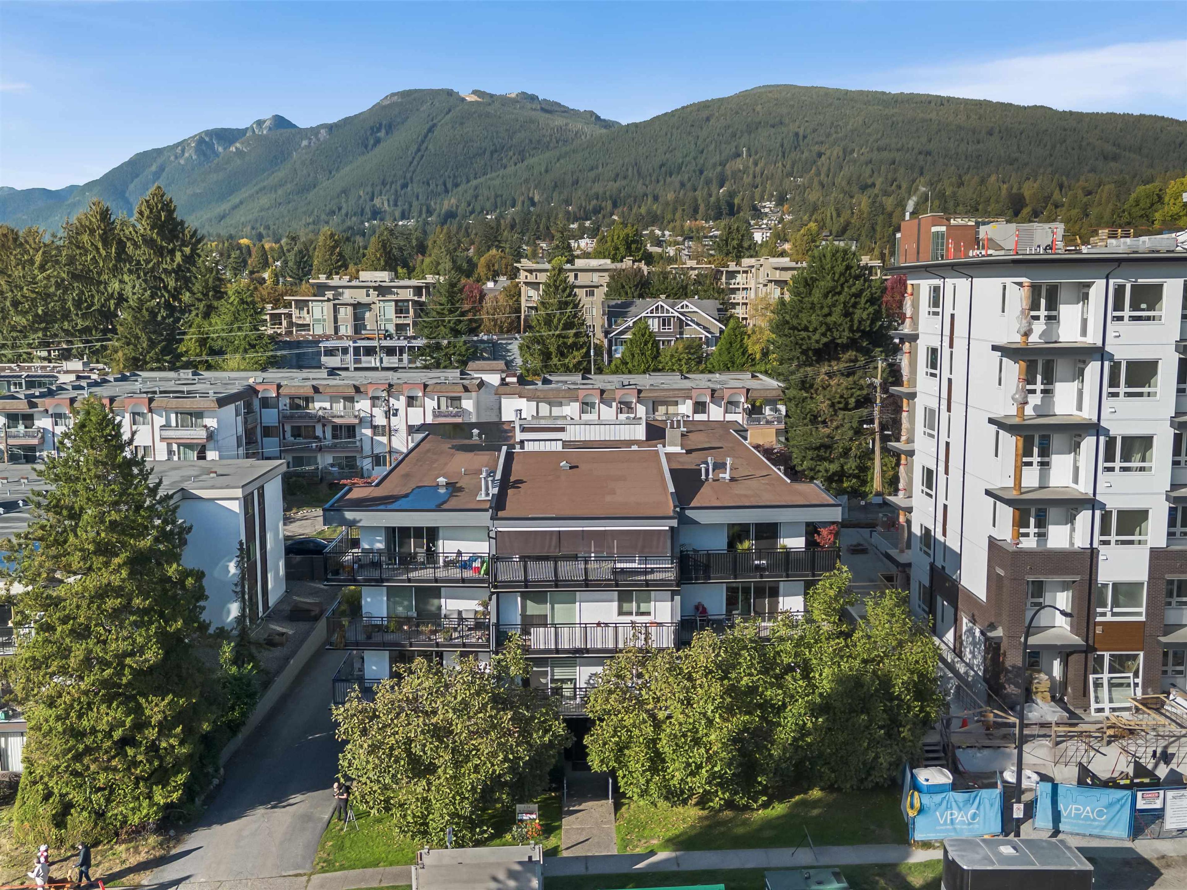 134 W 20th Street, North Vancouver - Exteriors - Full Complex View, Drone/Aerial View - Photo 2